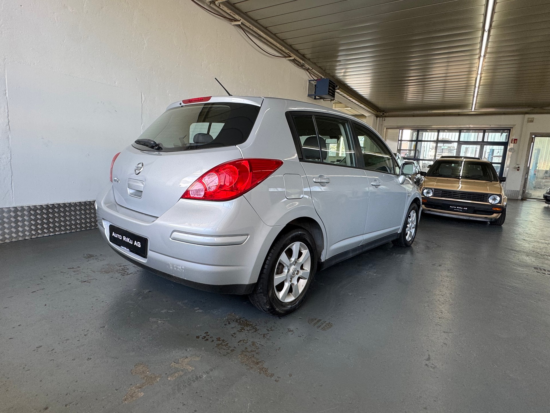 NISSAN Tiida 1.8 tekna-image-8