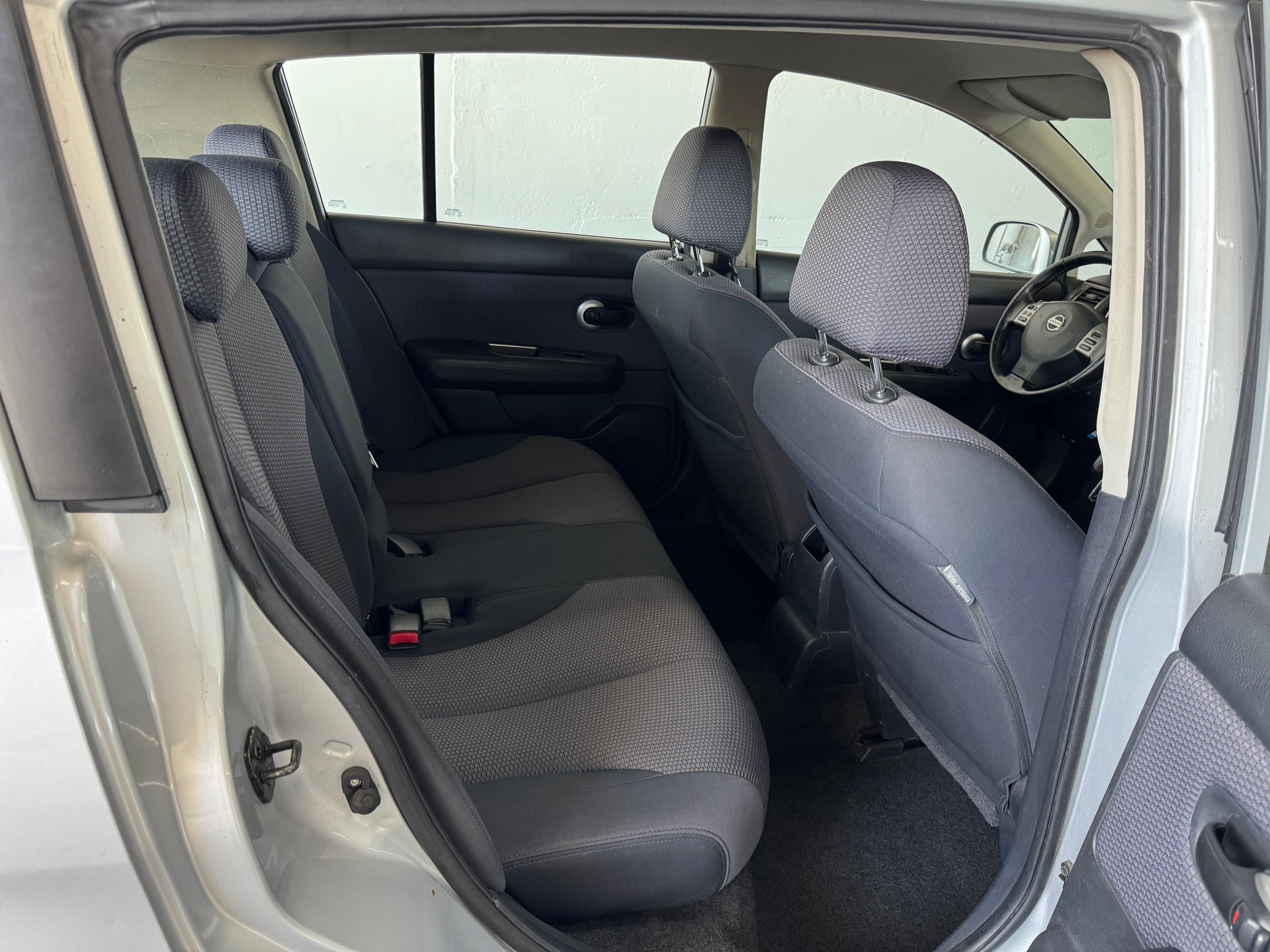 NISSAN Tiida 1.8 tekna-image-19
