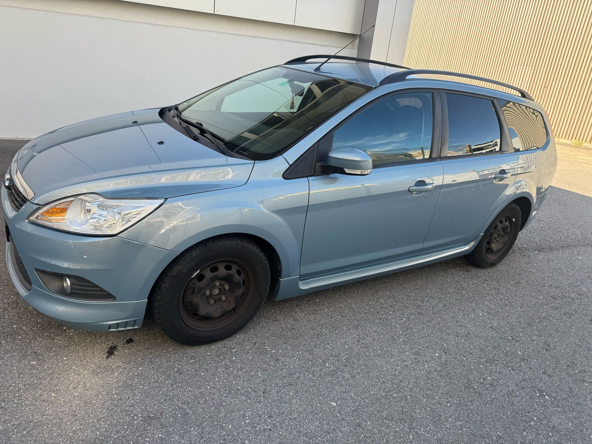 FORD Focus 1.6 TDCi ECOnetic Carving-image-2