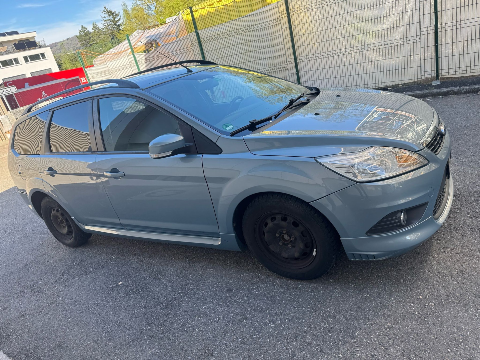 FORD Focus 1.6 TDCi ECOnetic Carving-image-1