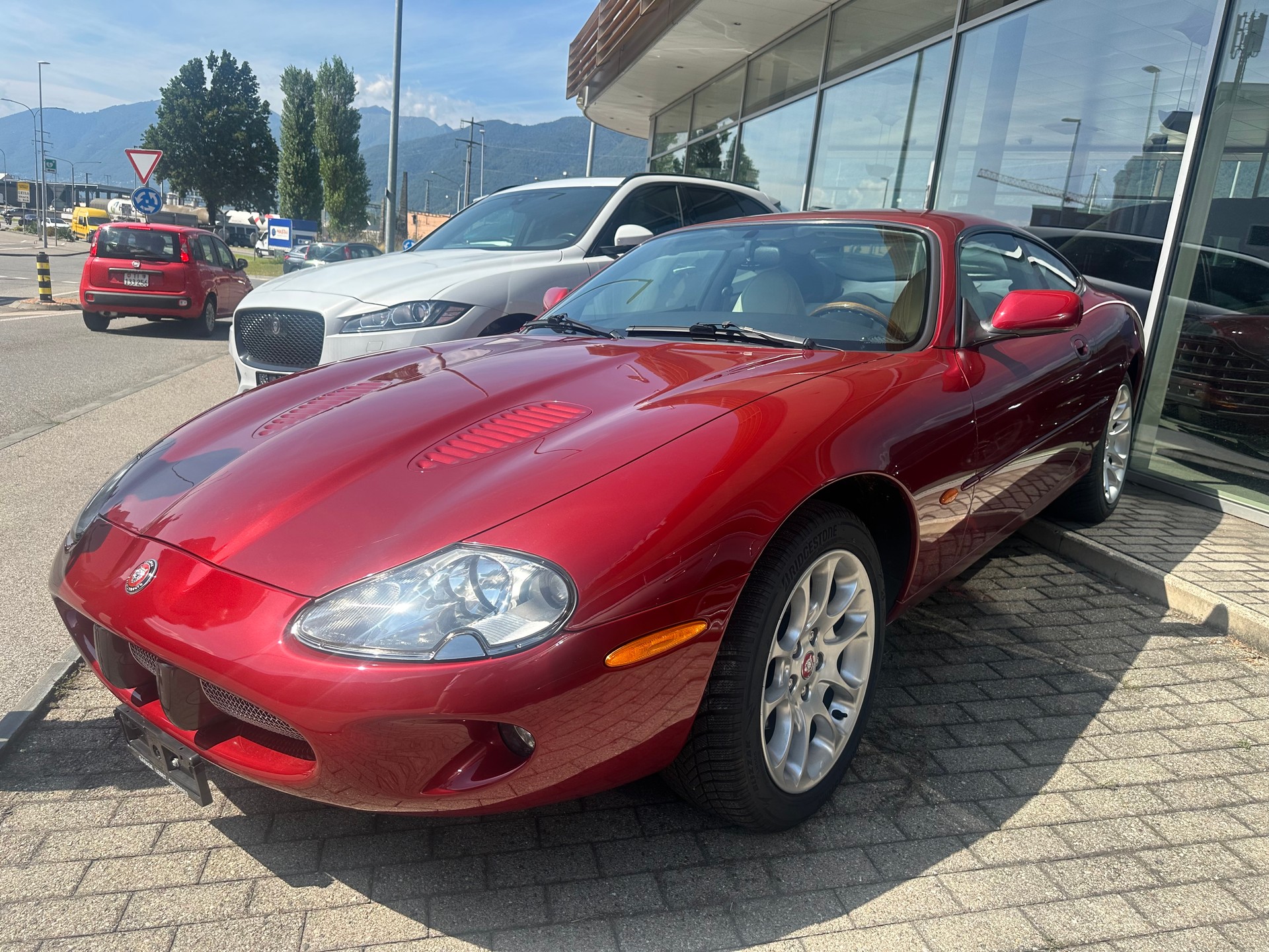 JAGUAR XKR S/C-image-0