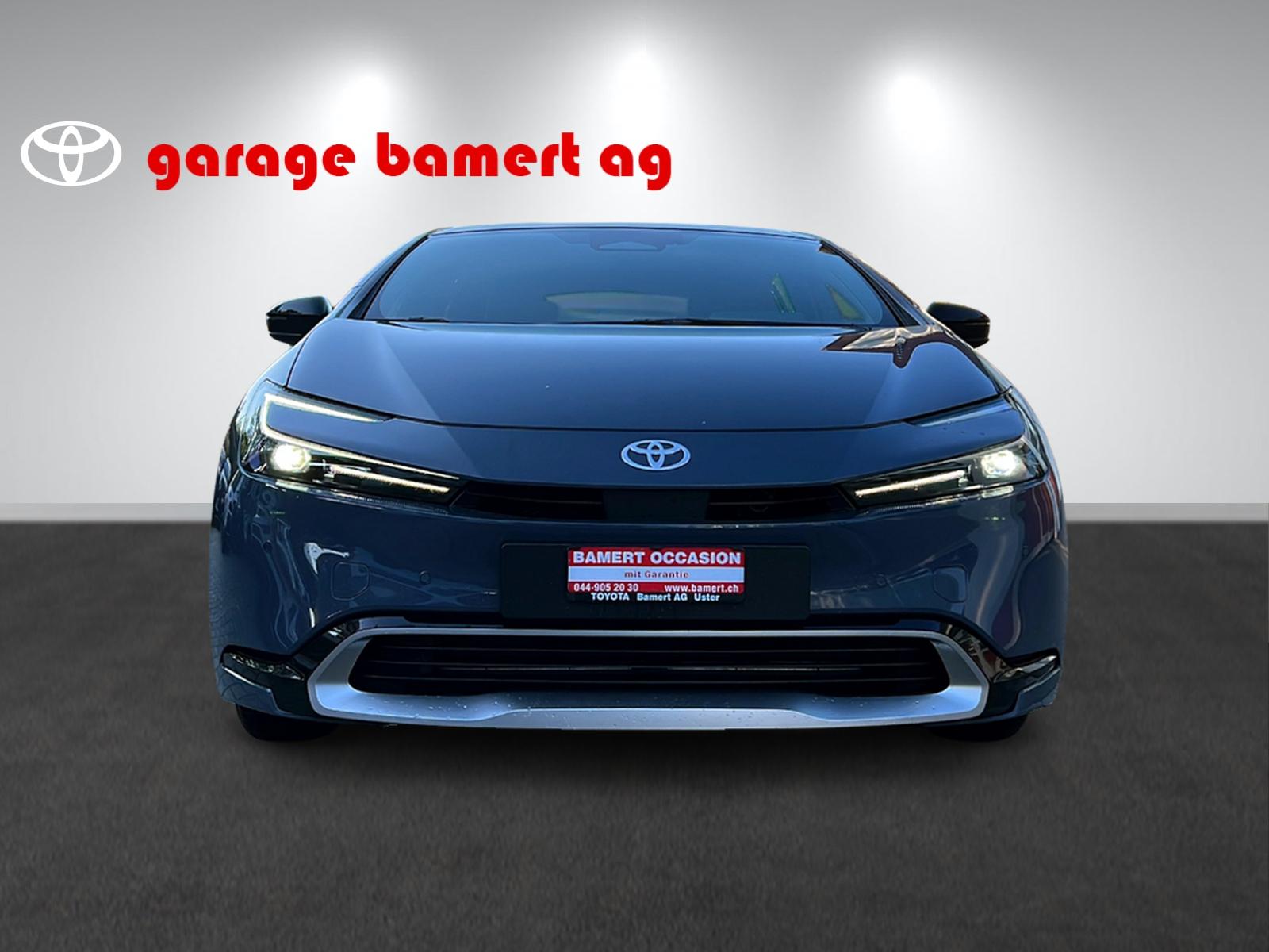 TOYOTA Prius 2.0 Plug-In-Hybrid Style-image-1