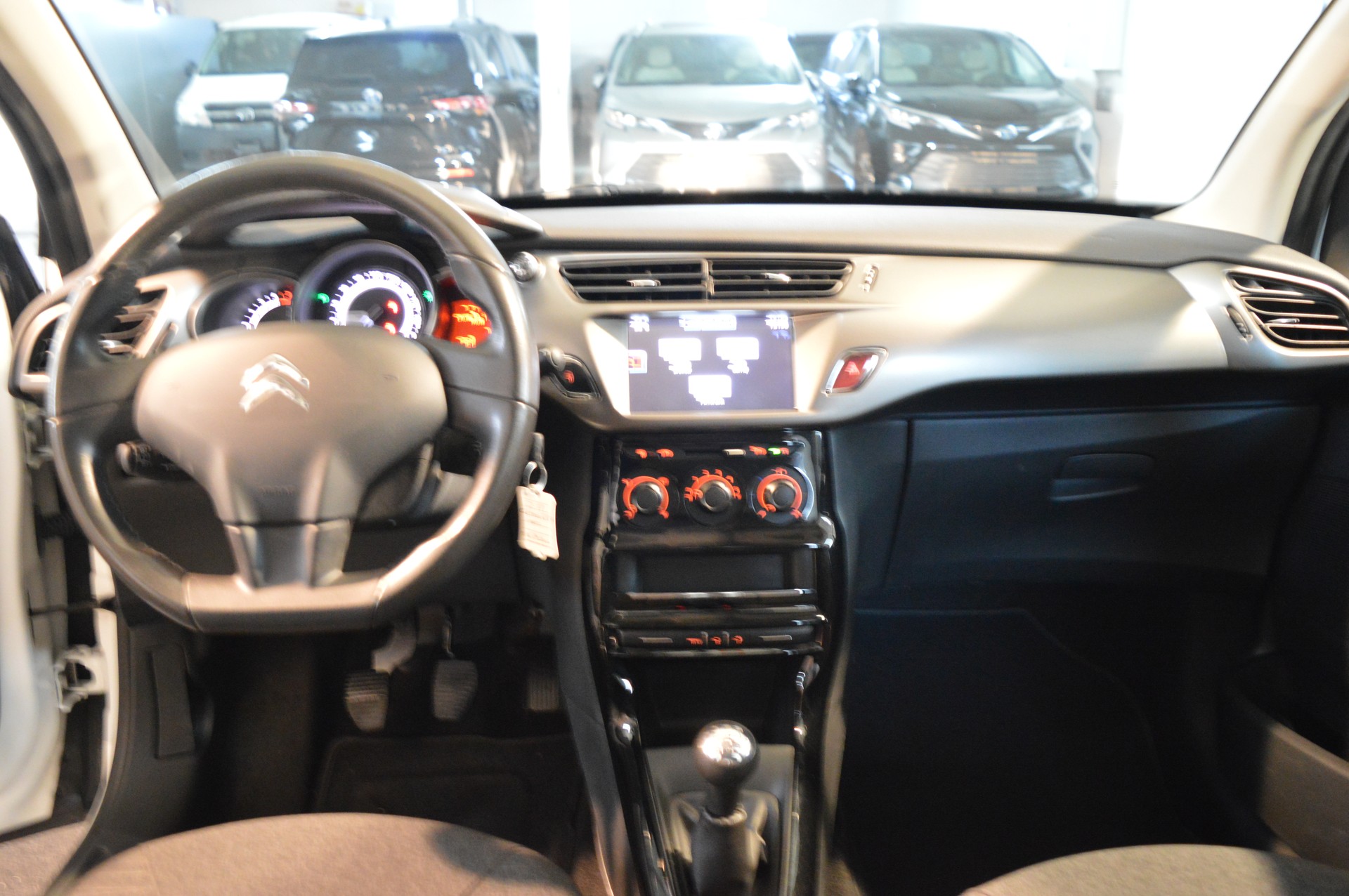 CITROEN C3 1.2i Séduction-image-12
