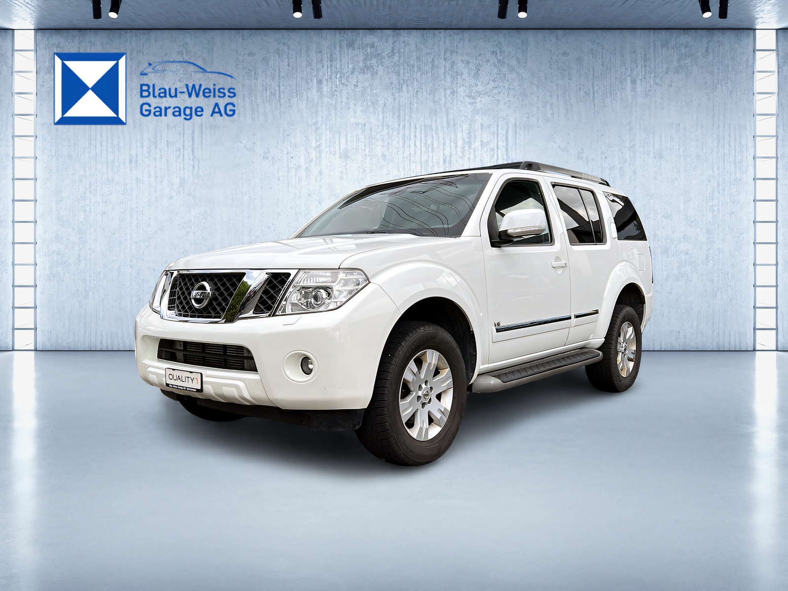 NISSAN Pathfinder 3.0 dCi LE Automatic-image-0