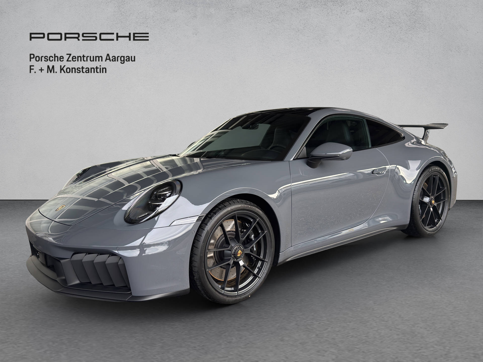PORSCHE 911 Carrera 4 GTS-image-0