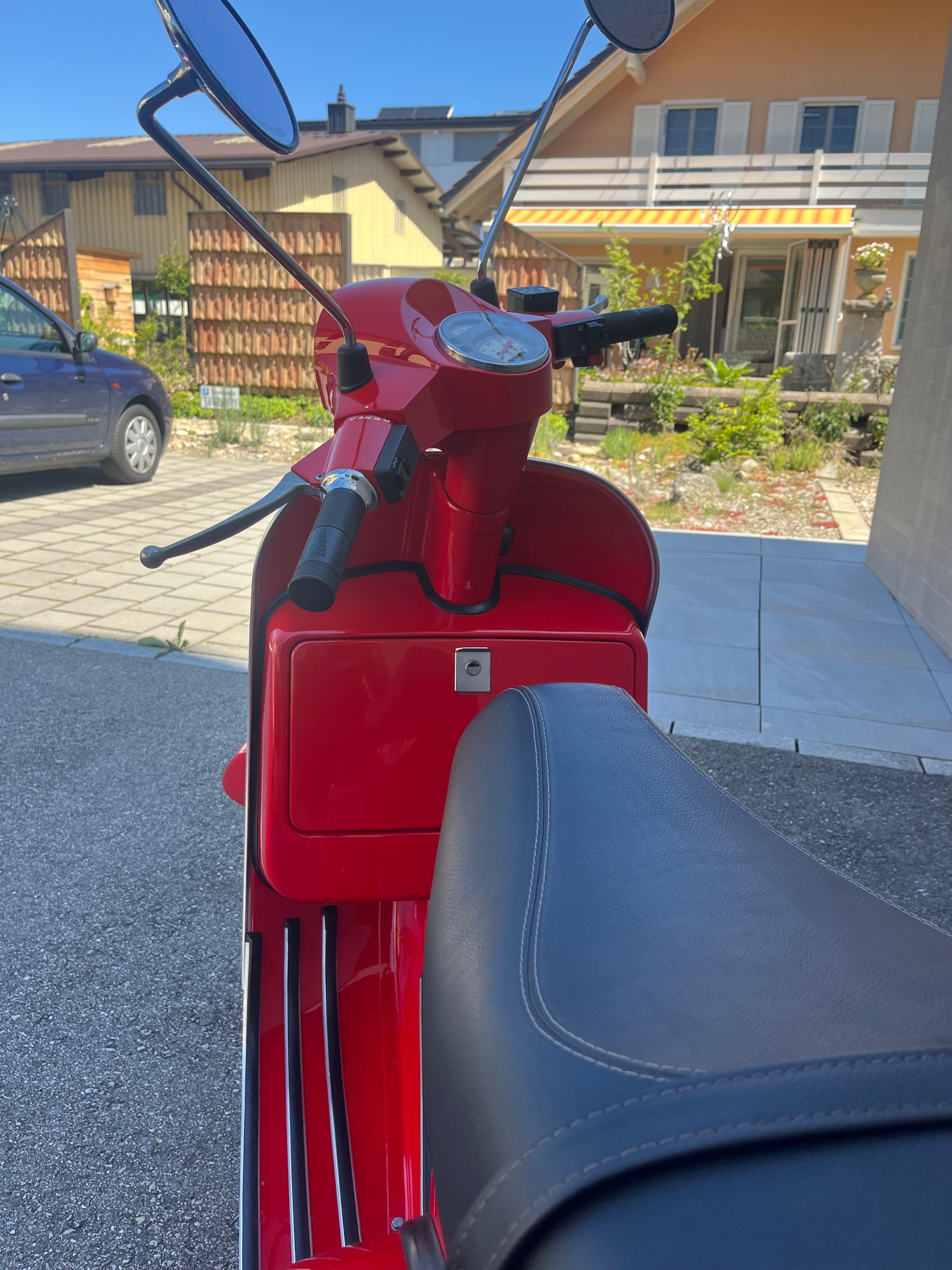 PIAGGIO Vespa PX 125 Touring-image-7