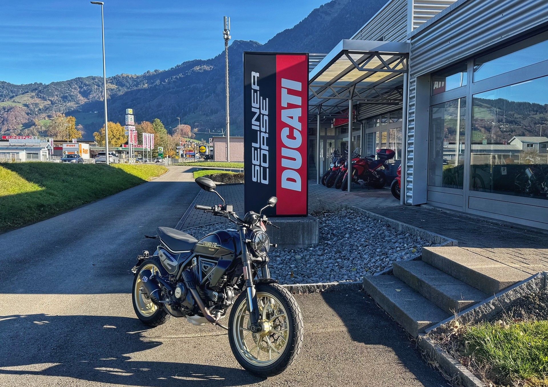DUCATI Full Throttle