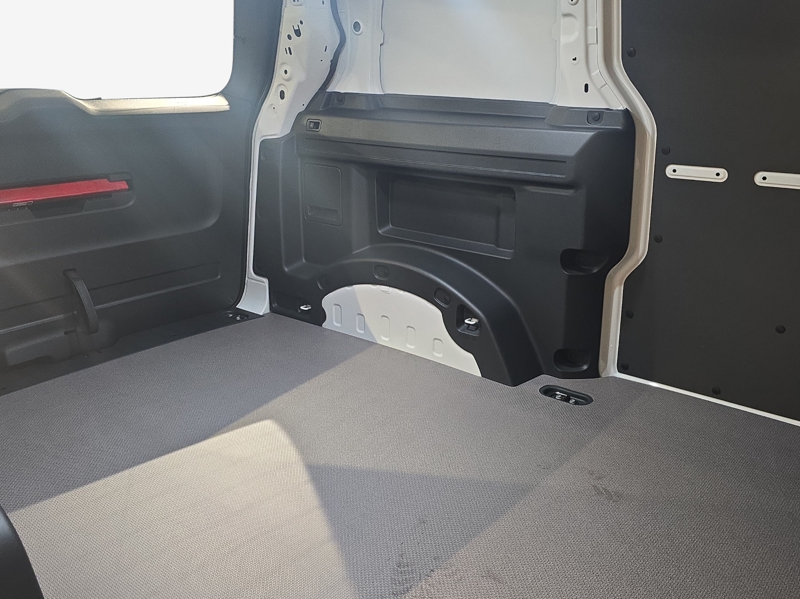 VW ID. Buzz Cargo Pro-image-11