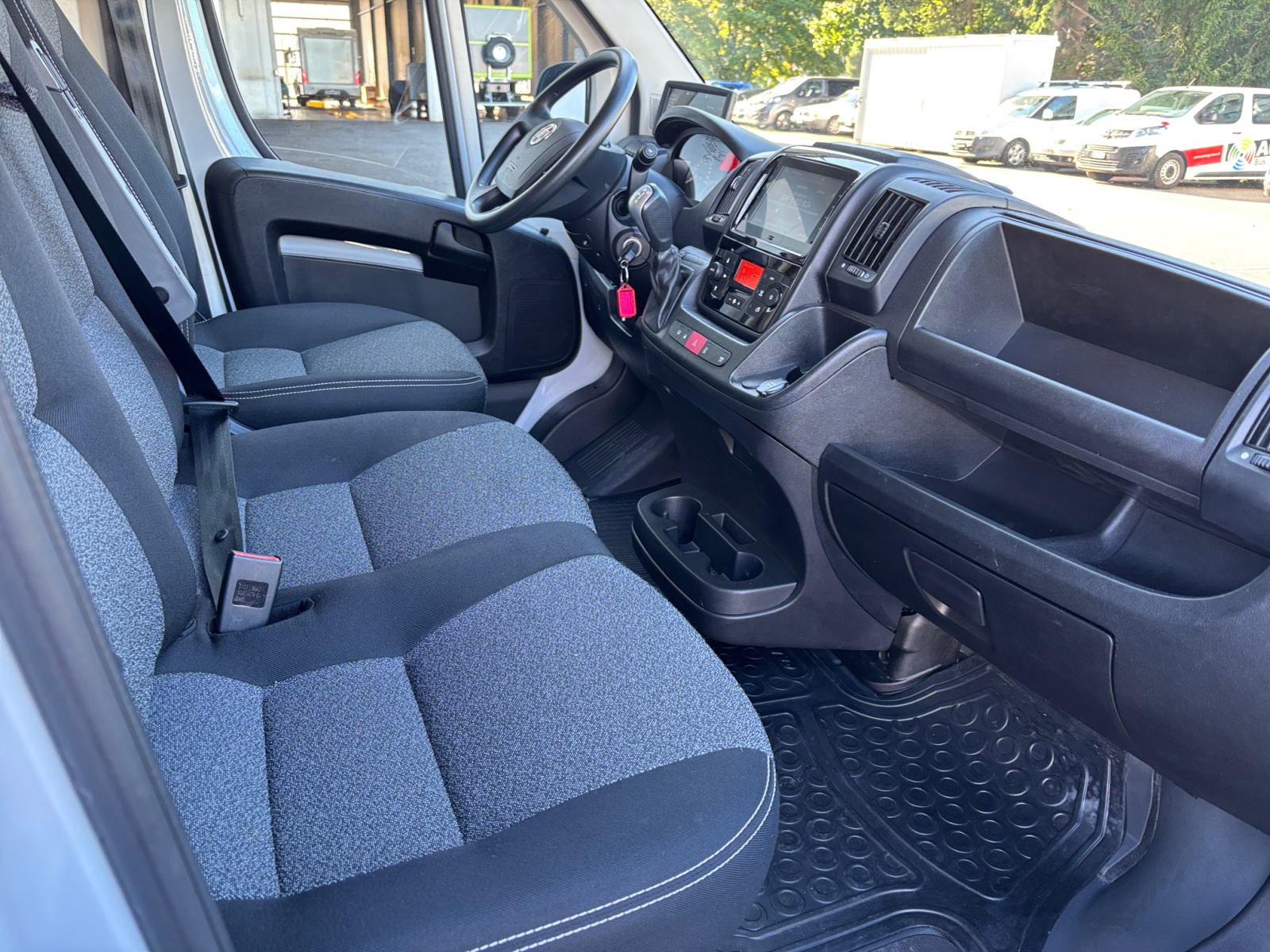 FIAT E-Ducato 35 47kWh L2H2-image-6