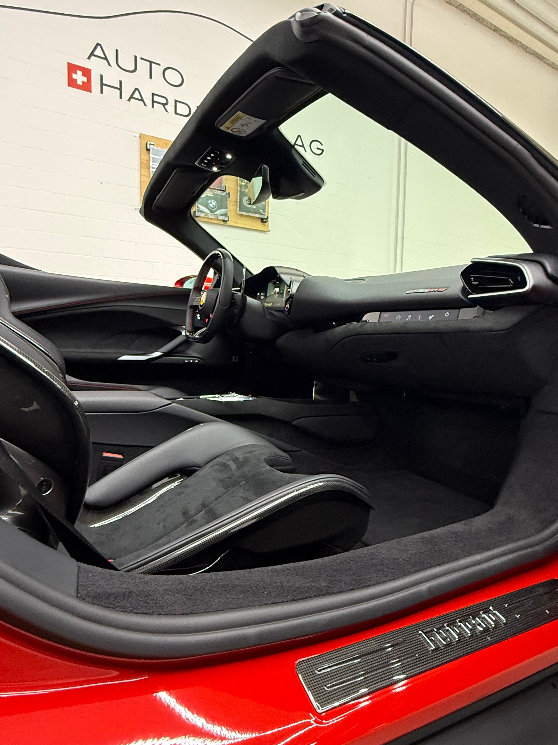 FERRARI 296 GTS inkl. gratis Service u. Garantie-image-28