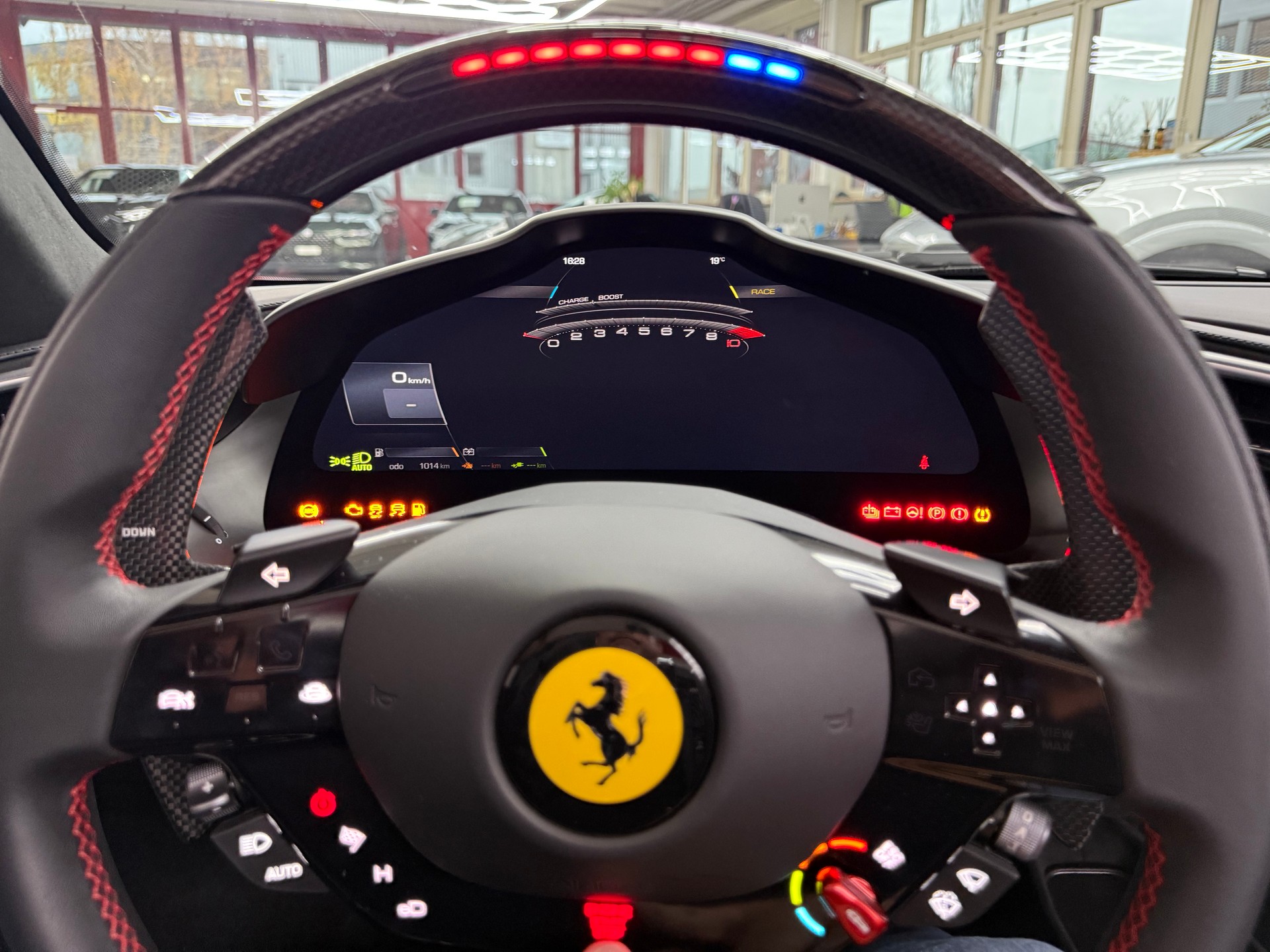 FERRARI 296 GTS inkl. gratis Service u. Garantie-image-31