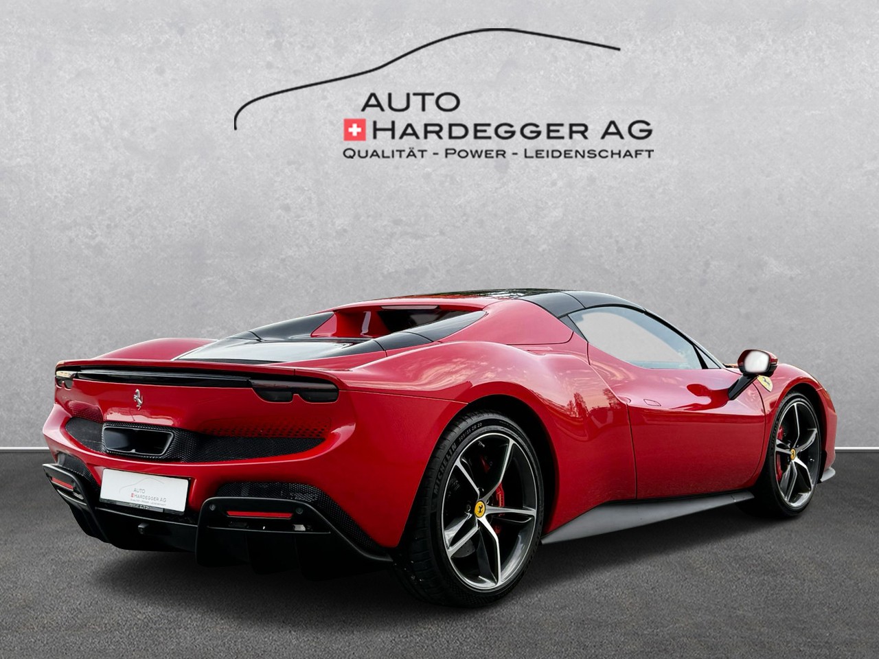 FERRARI 296 GTS inkl. gratis Service u. Garantie-showroom-element-1
