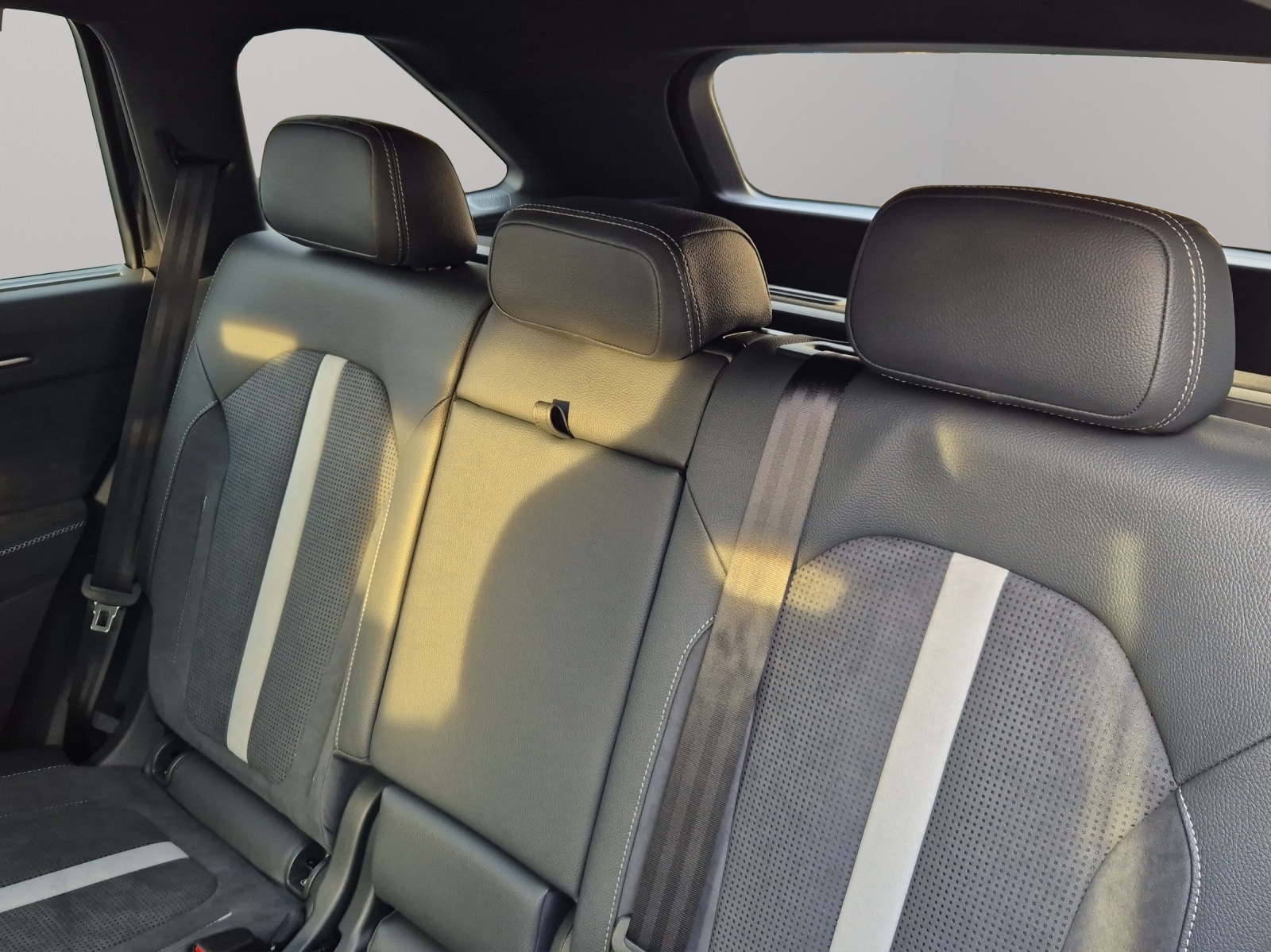 SKODA Kodiaq 2.0 TSI Sportline 4x4-image-8