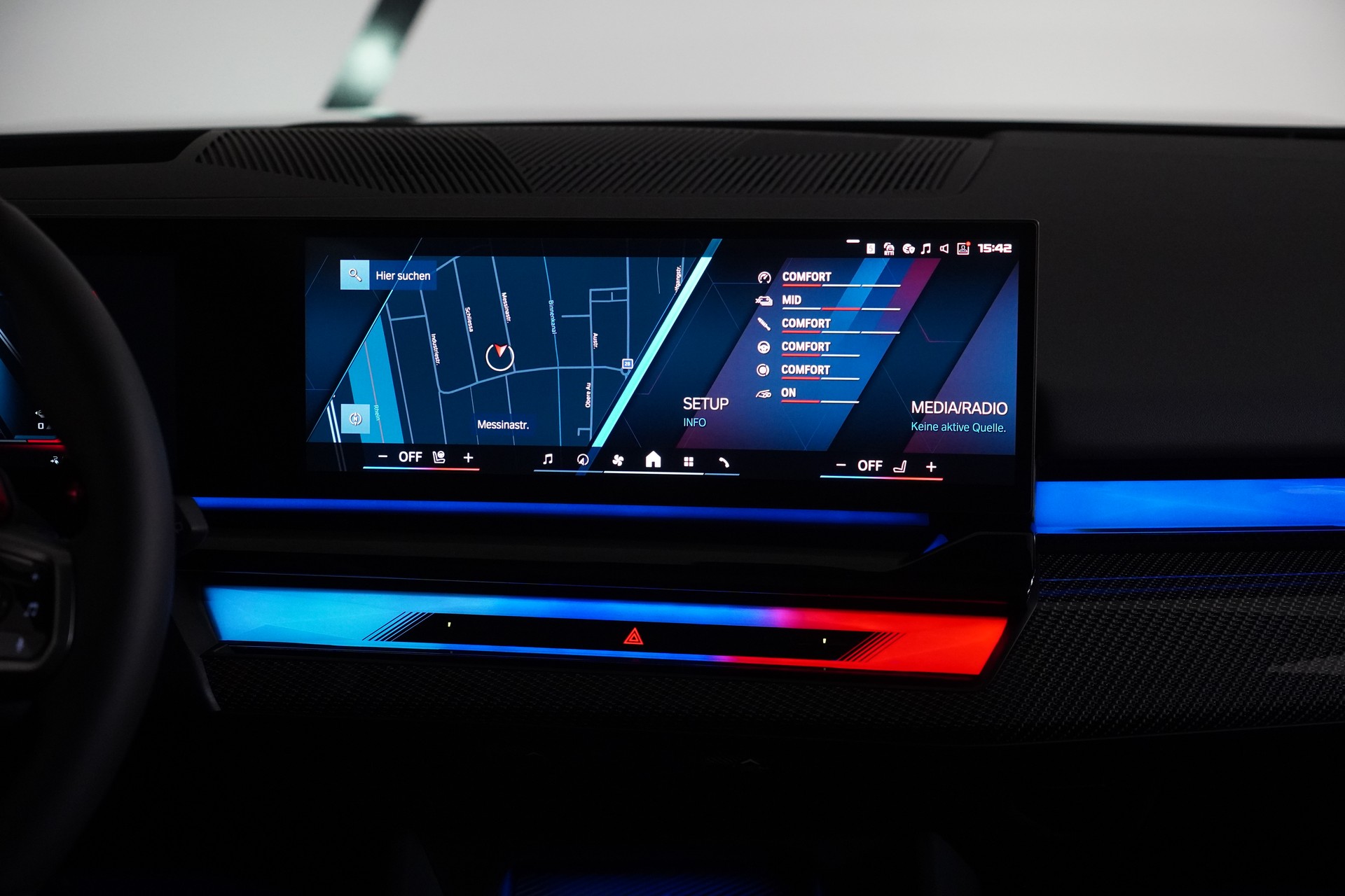 BMW M5 xDrive Touring-image-18