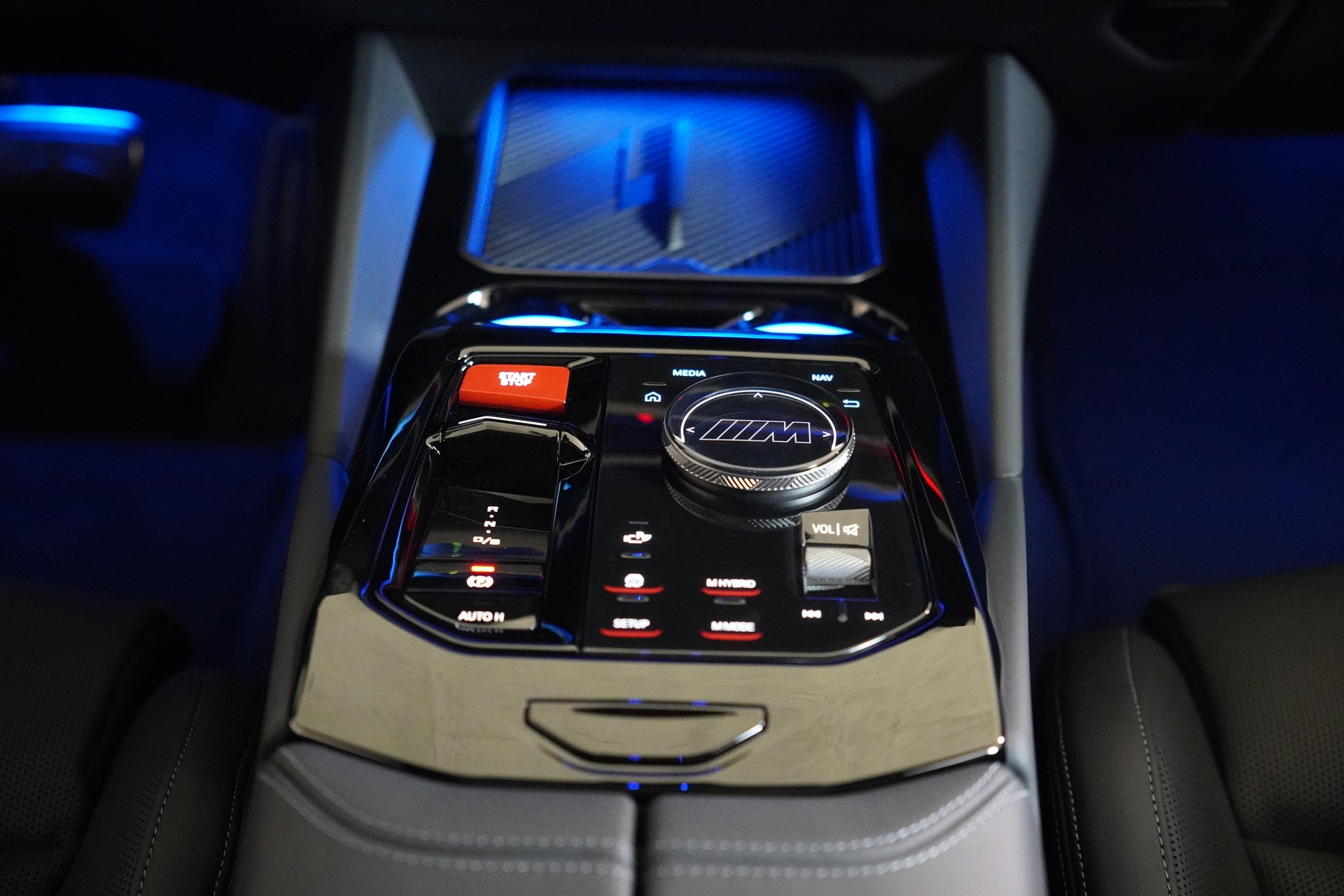 BMW M5 xDrive Touring-image-19