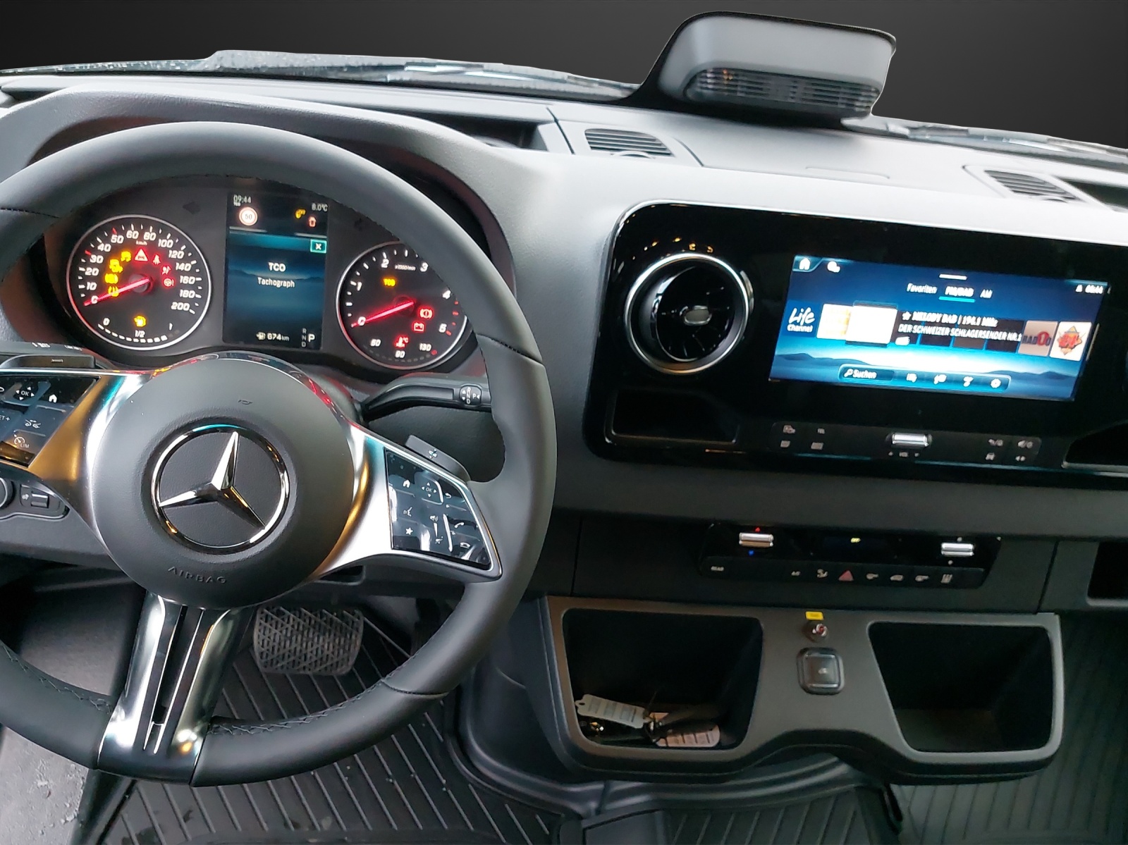 MERCEDES-BENZ Sprinter 319 CDI Standard 9G-TRONIC-image-8