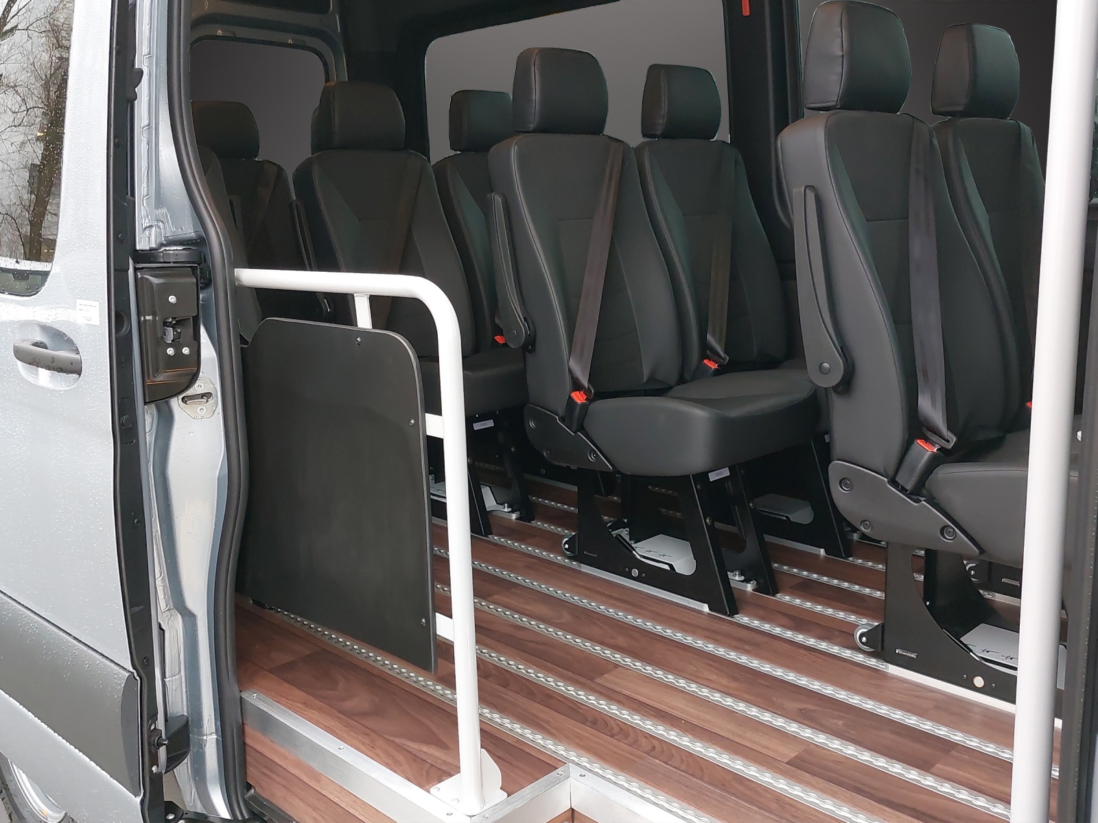 MERCEDES-BENZ Sprinter 319 CDI Standard 9G-TRONIC-image-7