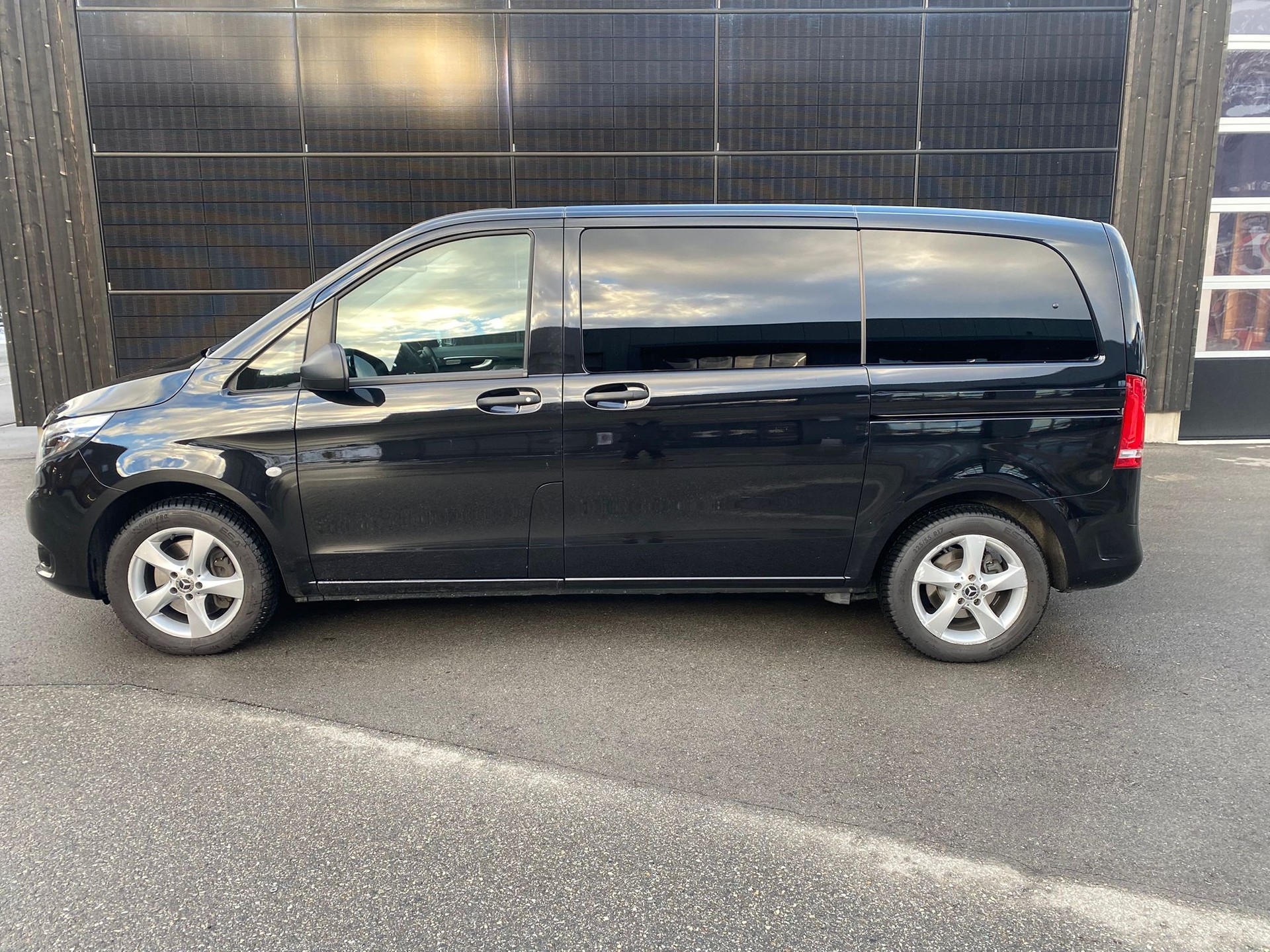 MERCEDES-BENZ Vito 119 CDI Select Tourer 4Matic 9G-Tronic-image-5