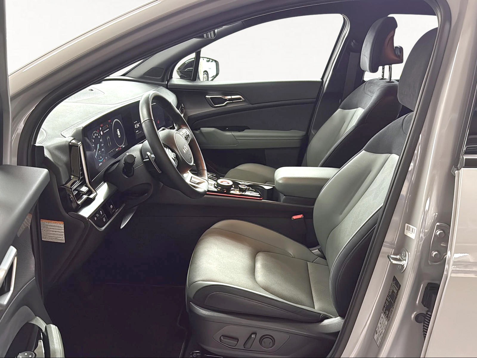 KIA Sportage 1.6T-GDi HEV Power Edition 4x4 A-image-6
