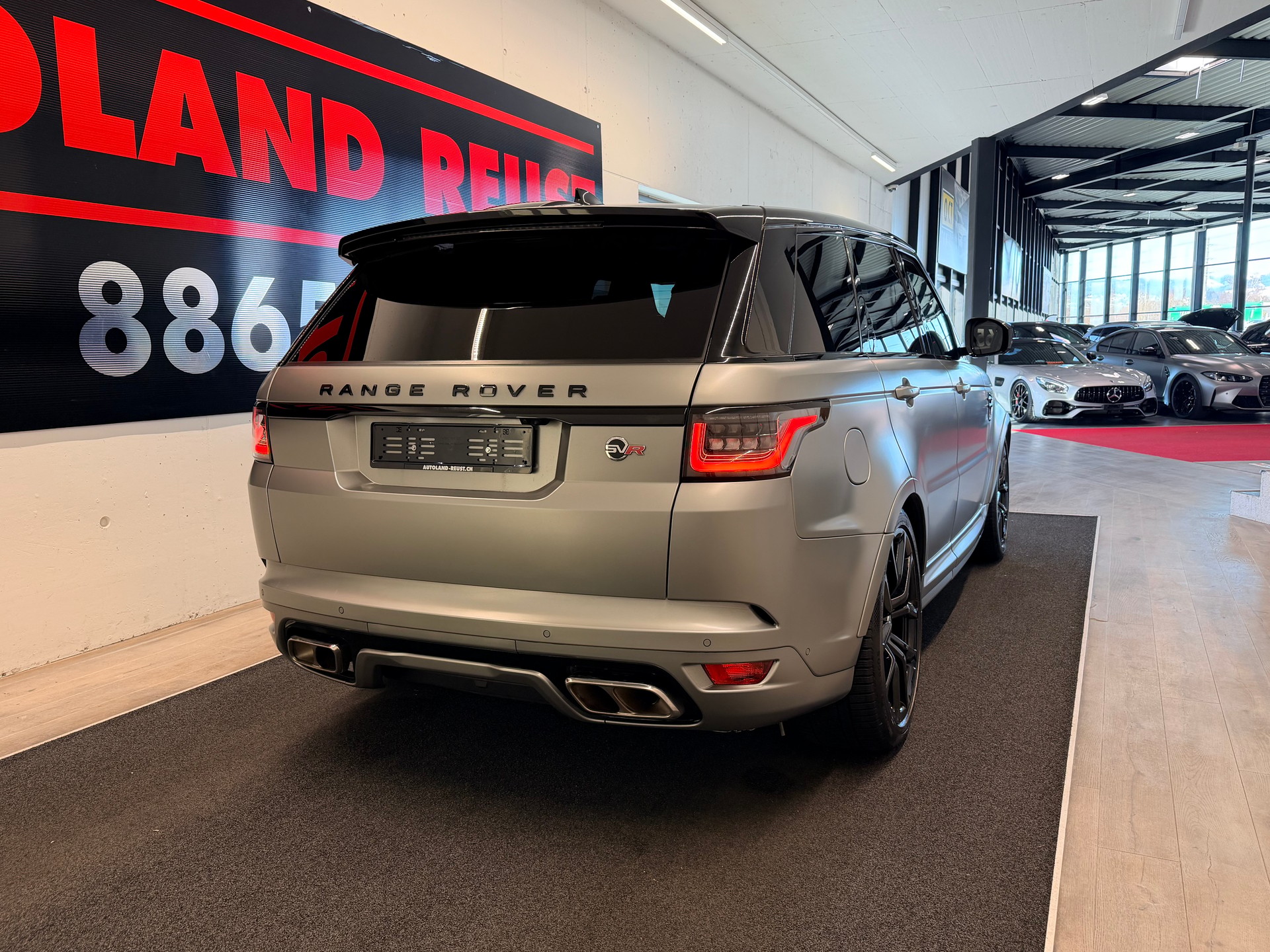LAND ROVER Range Rover Sport 5.0 V8 S/C SVR Automatic-image-6