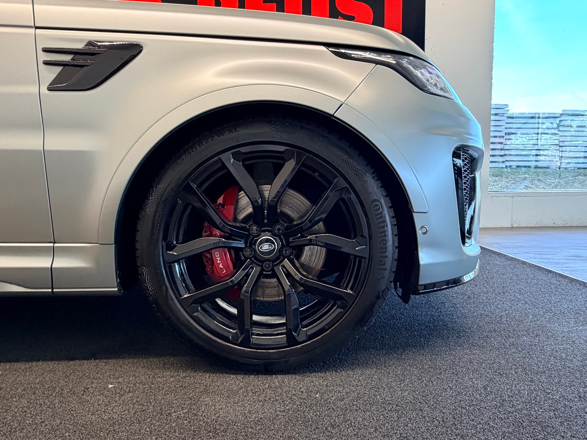 LAND ROVER Range Rover Sport 5.0 V8 S/C SVR Automatic-image-5
