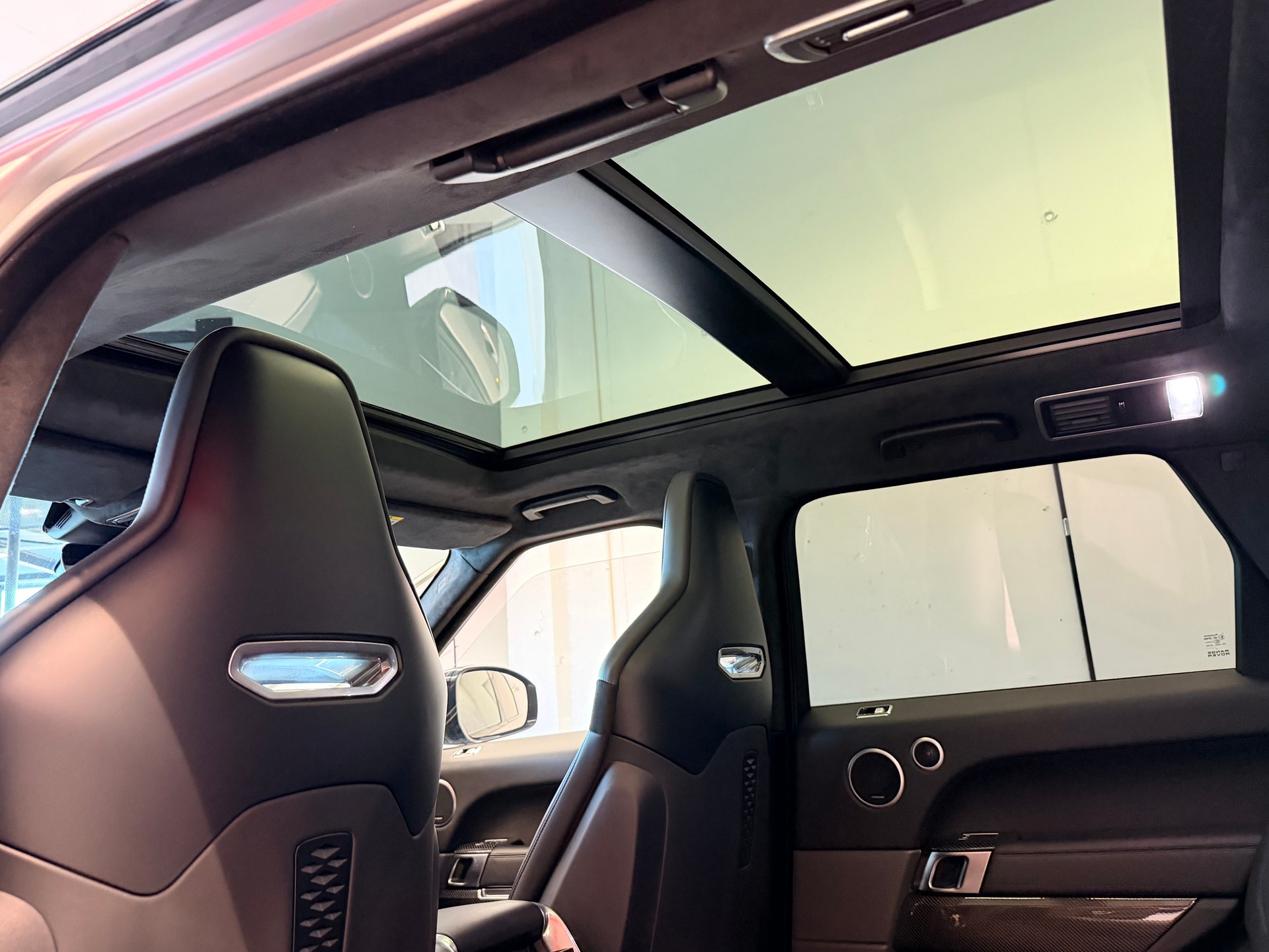 LAND ROVER Range Rover Sport 5.0 V8 S/C SVR Automatic-image-18