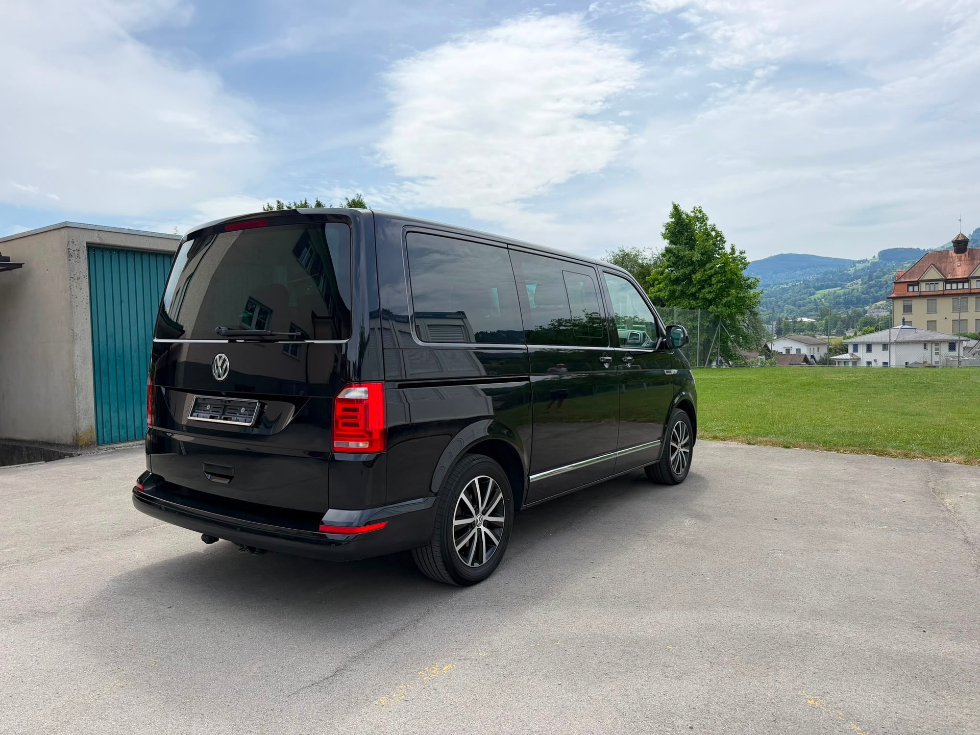 VW T6 Multivan 2.0 Bi-TDI Highline Liberty 4Mot. DSG-image-2