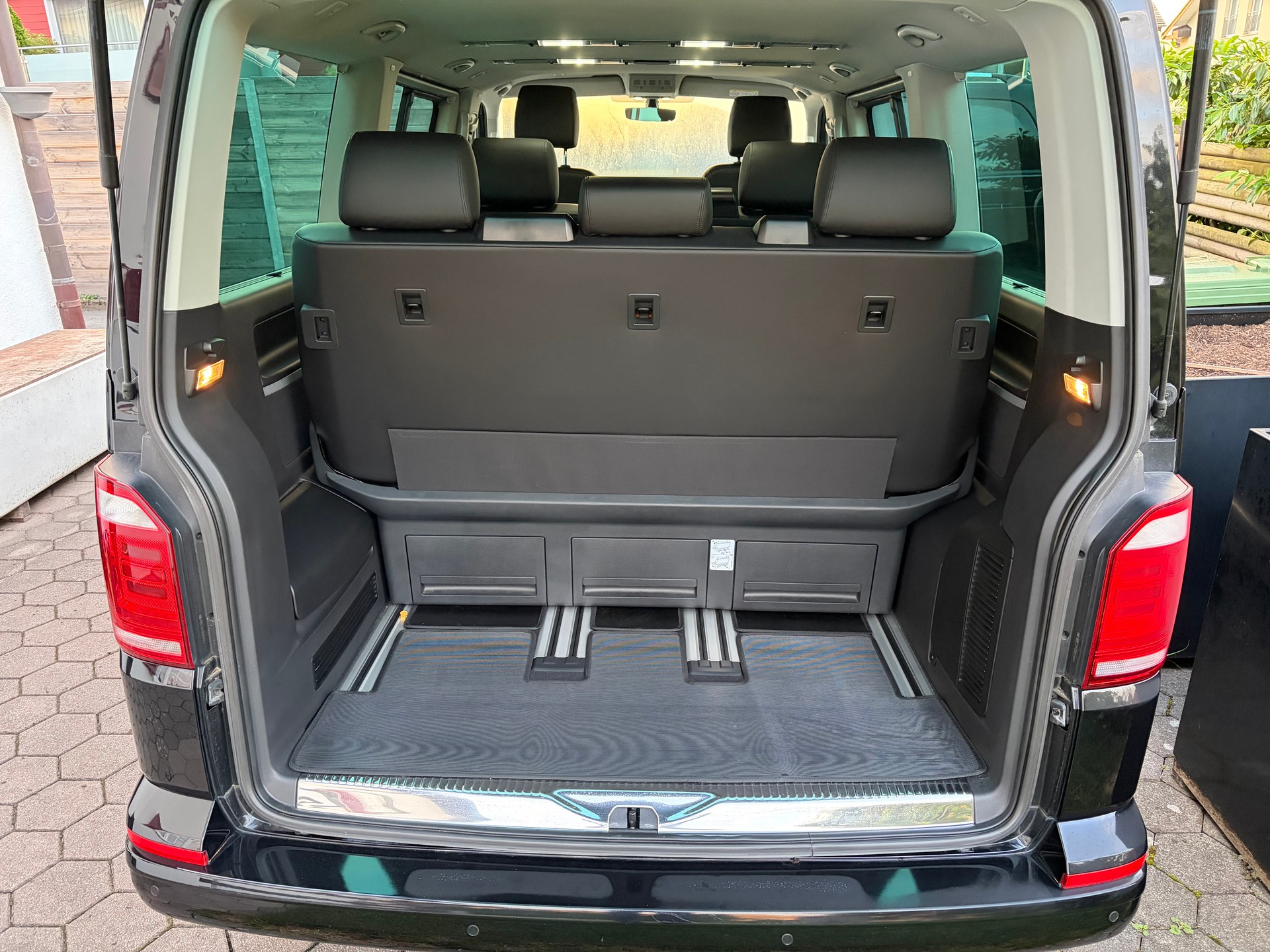 VW T6 Multivan 2.0 Bi-TDI Highline Liberty 4Mot. DSG-image-5
