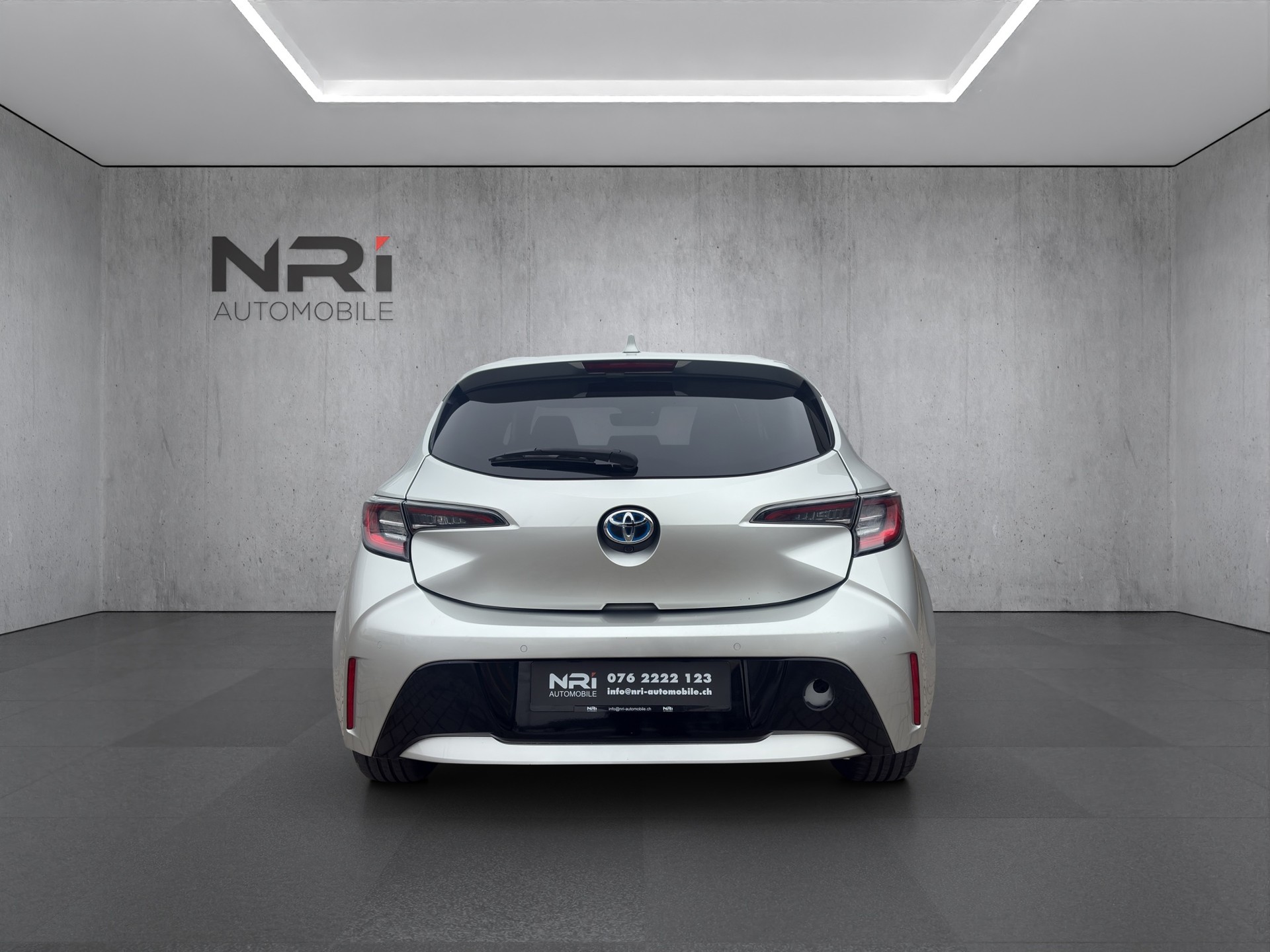 TOYOTA Corolla 1.8 HSD Trend-image-5