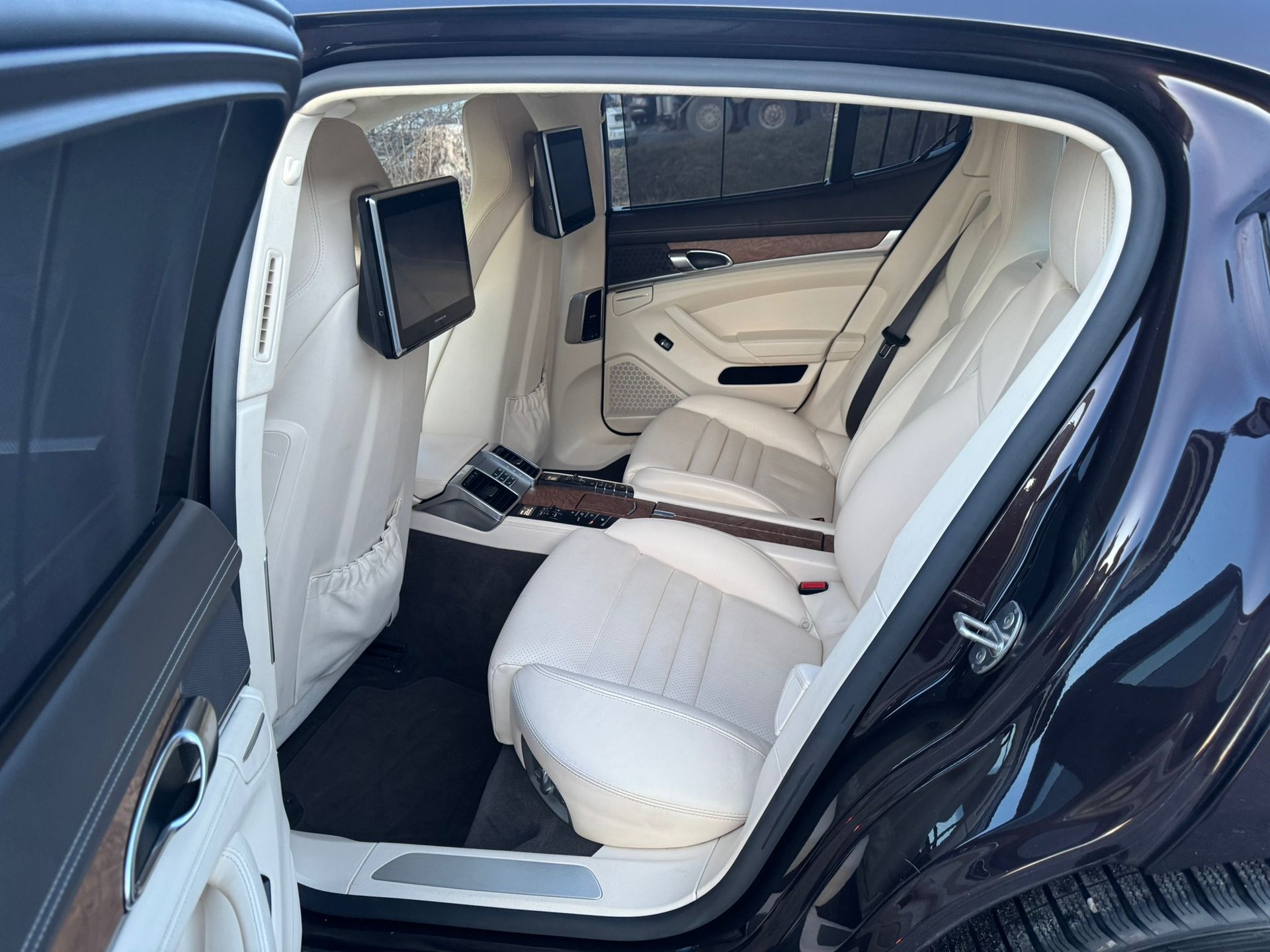 PORSCHE Panamera S E-Hybrid-image-15