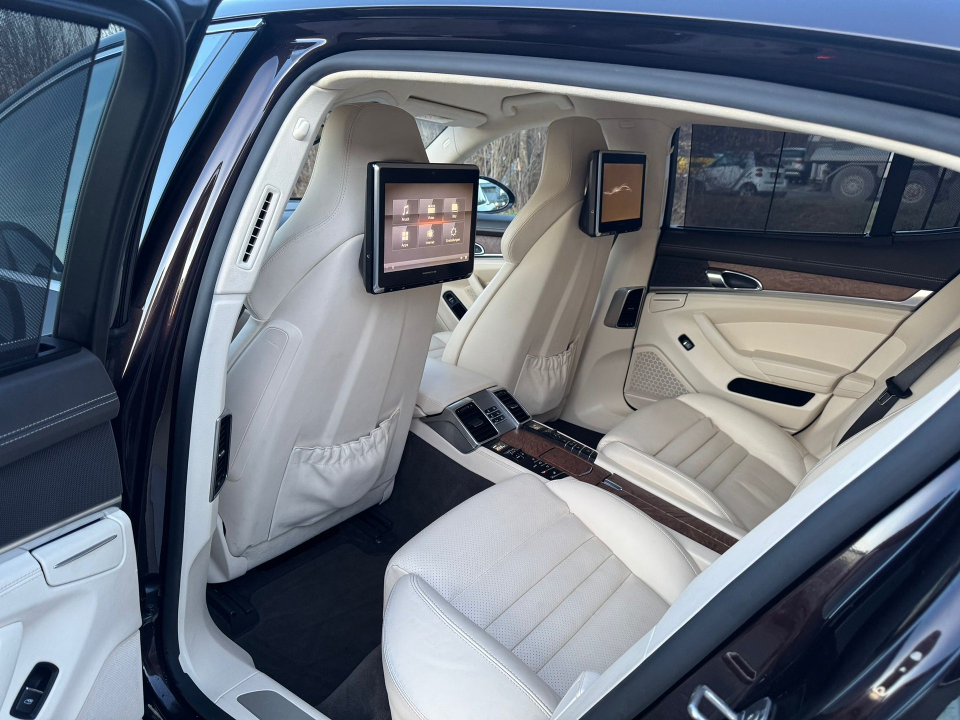PORSCHE Panamera S E-Hybrid-image-18