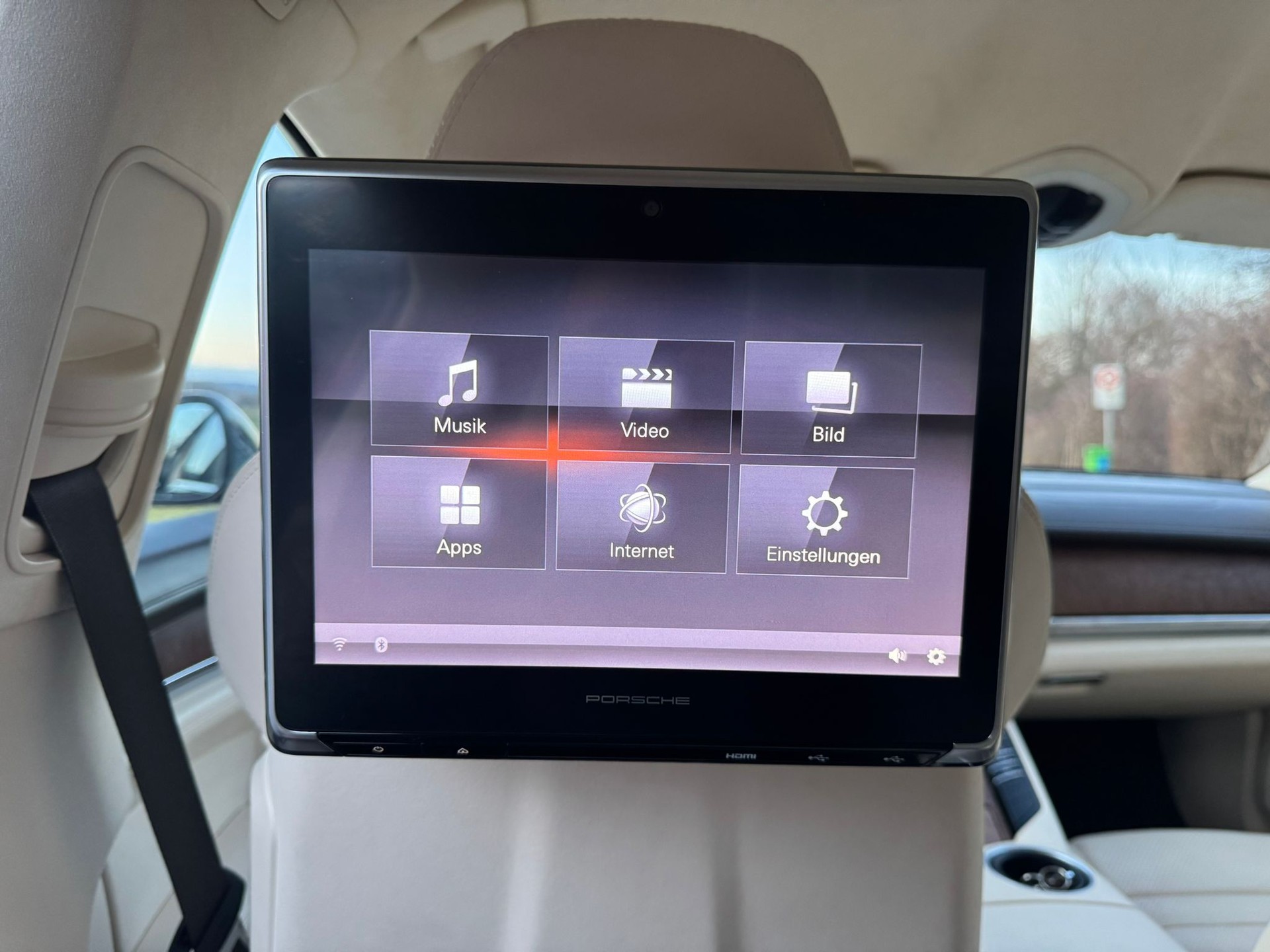 PORSCHE Panamera S E-Hybrid-image-21