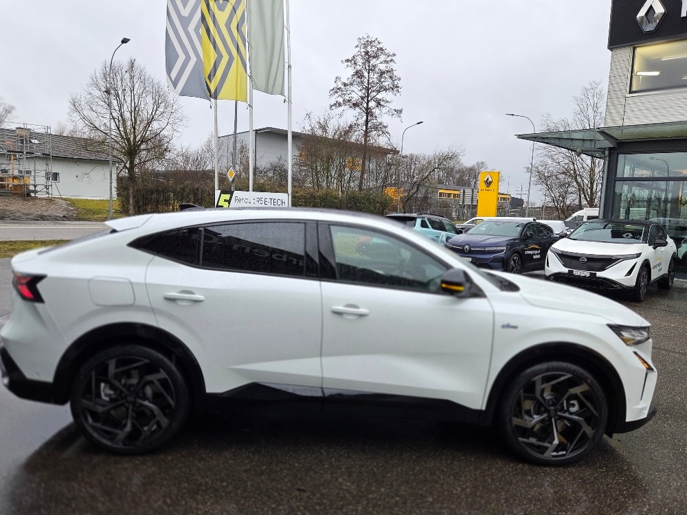 RENAULT Rafale 1.2 E-Tech Plug-in Hybrid 300 4x4 Atelier Alpine-image-3
