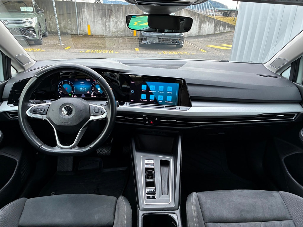 VW Golf 1.0 eTSI mHEV ACTLife DSG-image-8