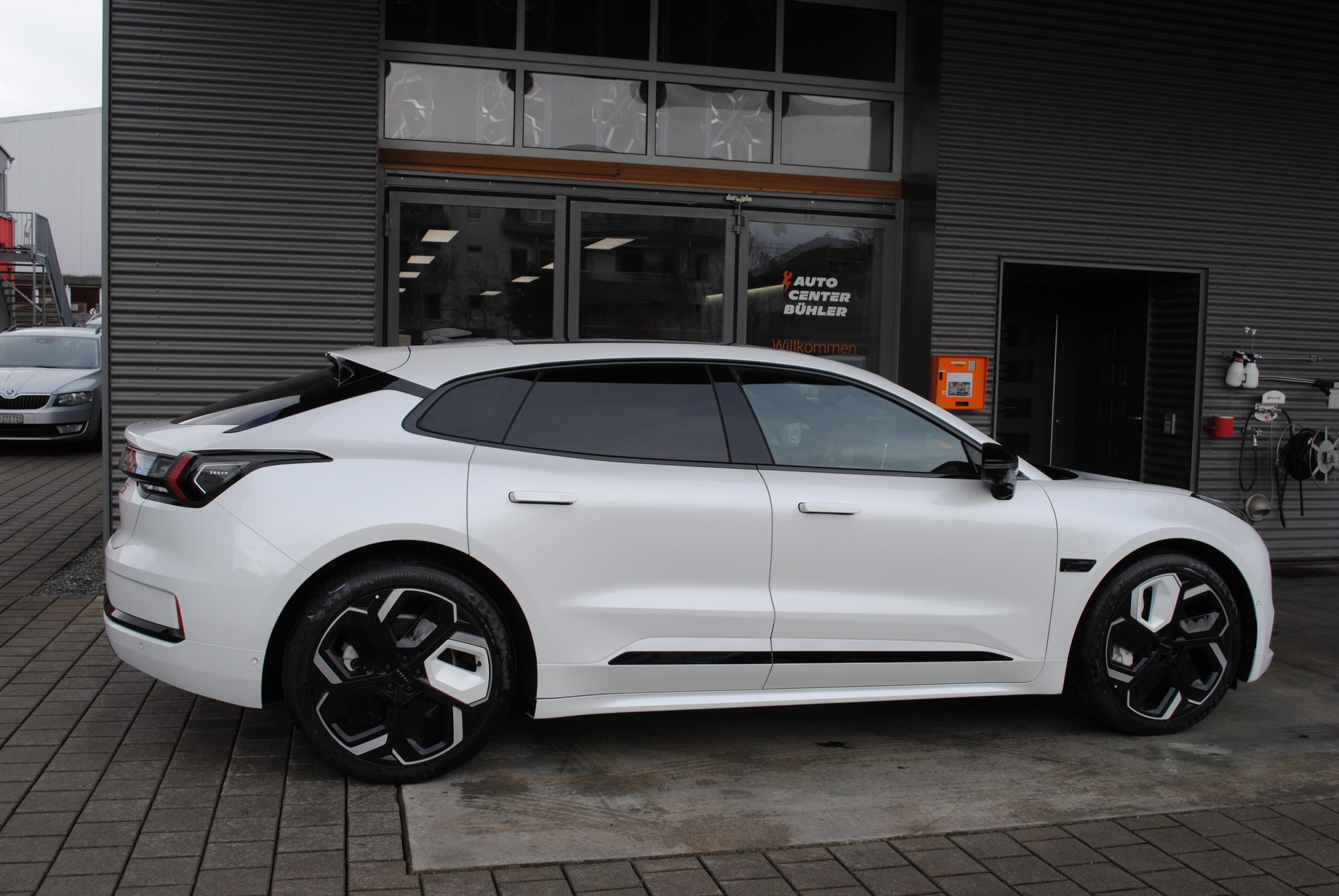 ZEEKR 001 96kWh Performace AWD-image-7