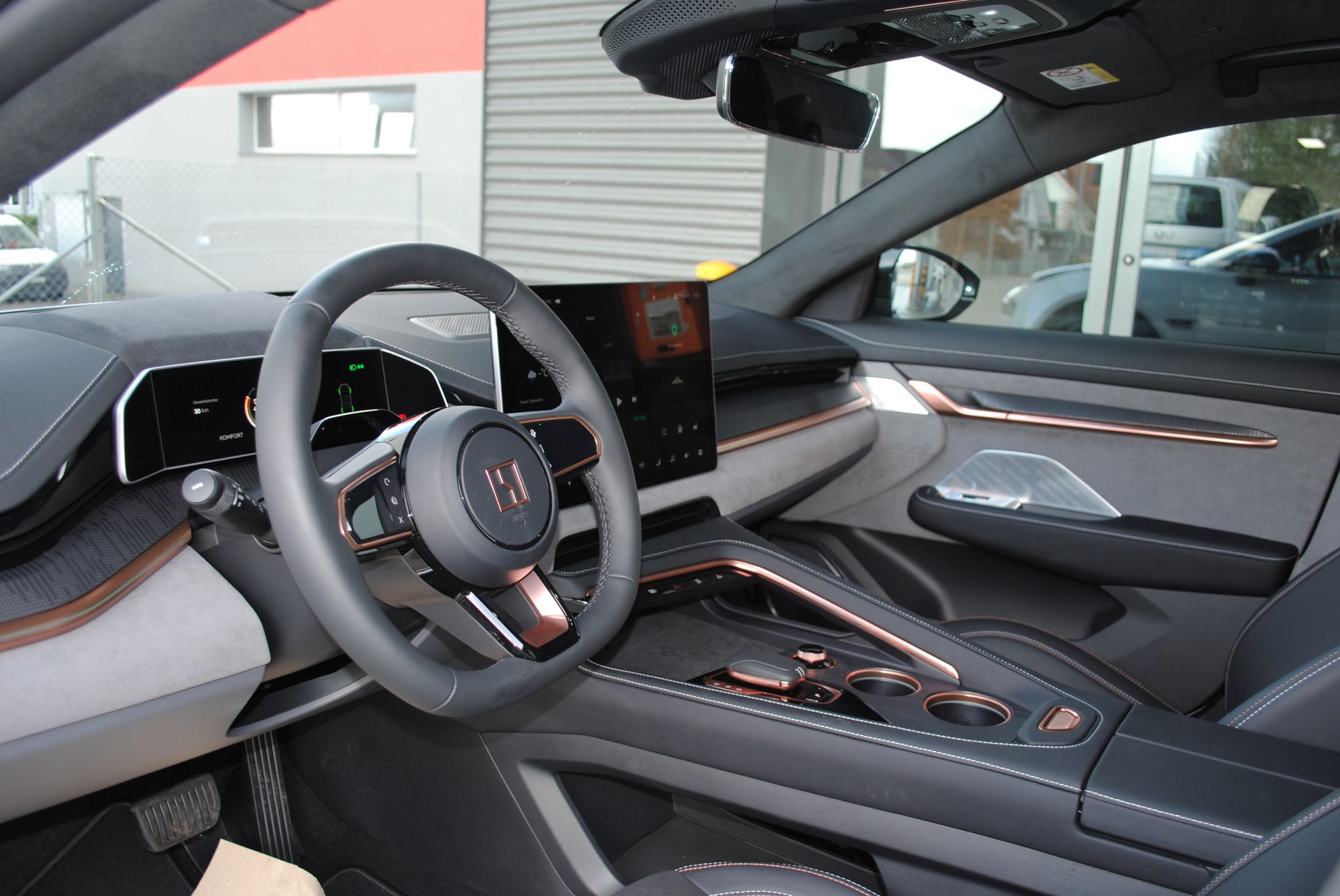 ZEEKR 001 96kWh Performace AWD-image-11