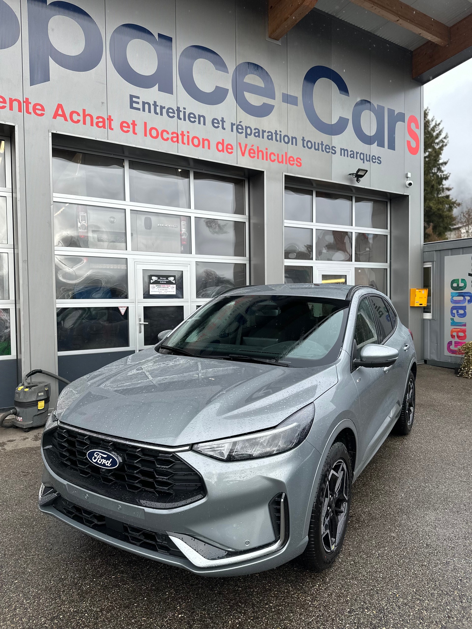 FORD Kuga 2.5 PHEV ST-Line X FWD