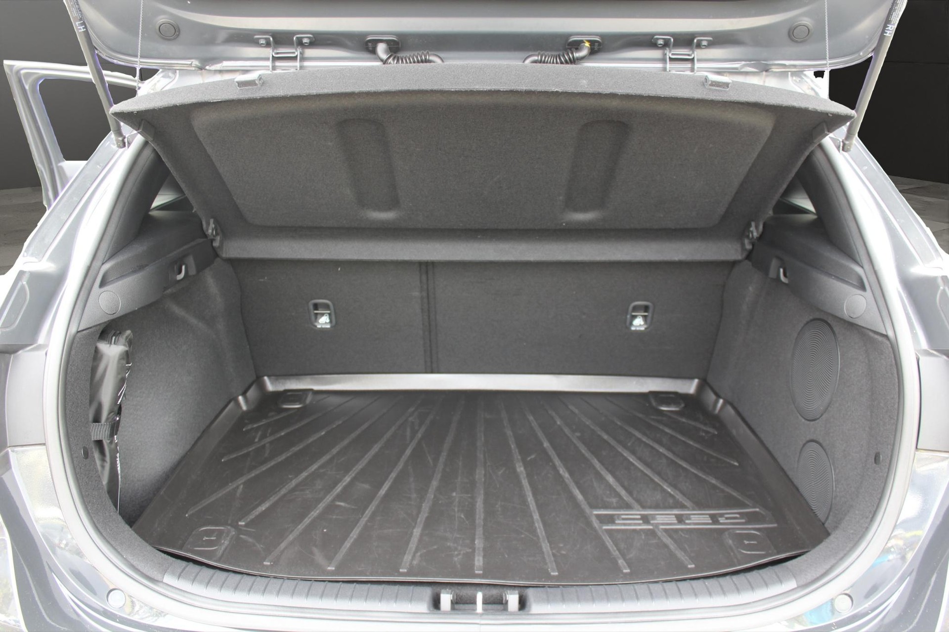 KIA Ceed 1.5 T-GDi GT-Line-image-11