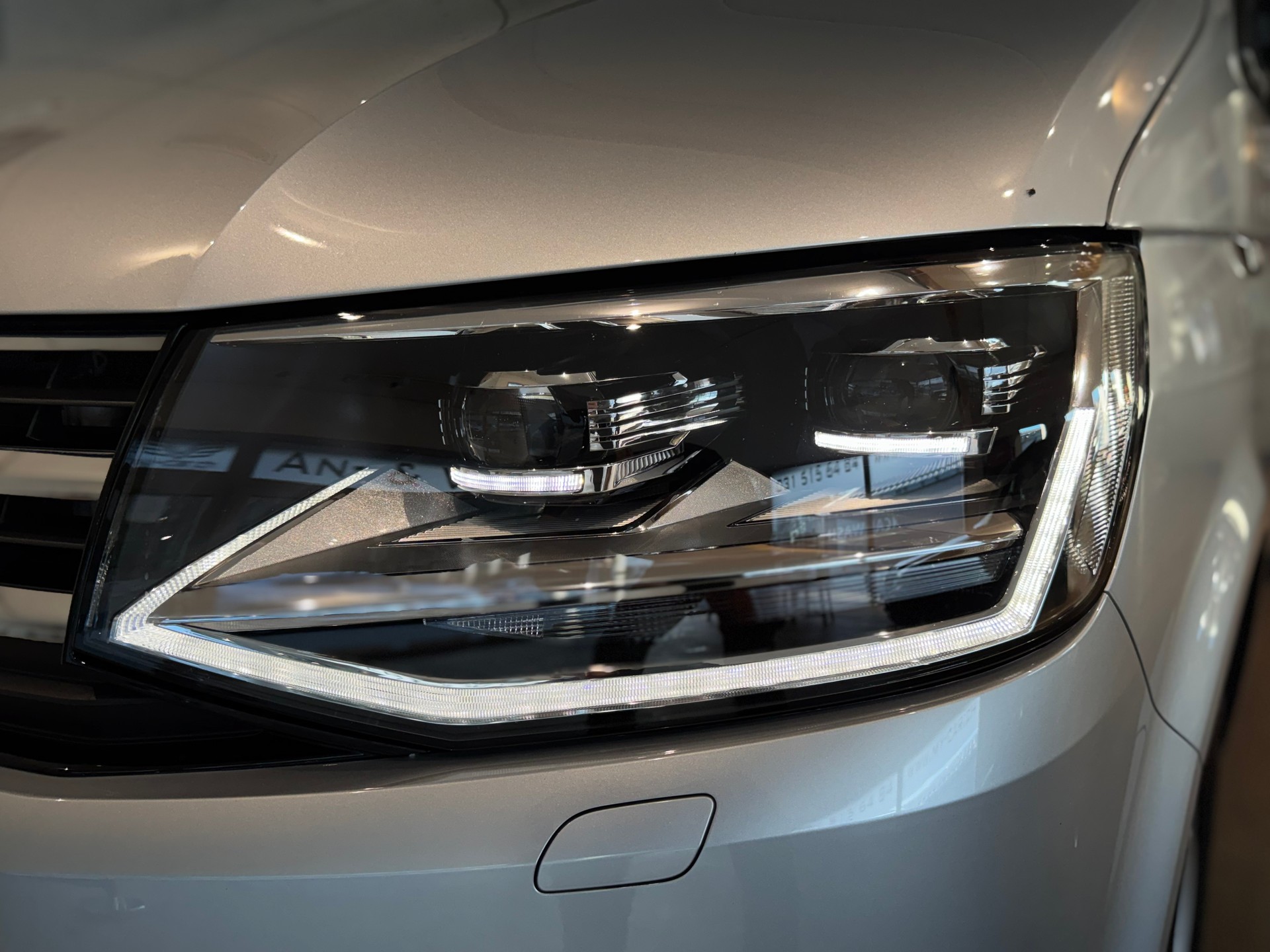 VW T6 California 2.0 Bi-TDI Ocean Liberty 4Motion DSG || DYNAUDIO || LED || ELEKTR. AUFSTELLDACH || 8FACH-image-3