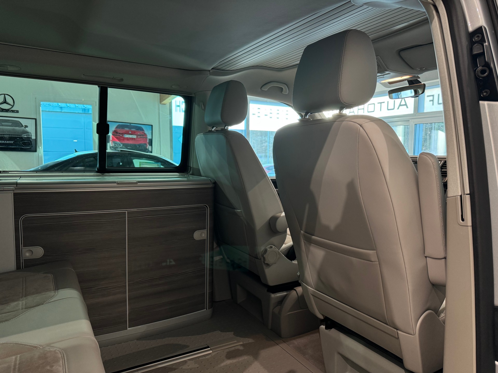 VW T6 California 2.0 Bi-TDI Ocean Liberty 4Motion DSG || DYNAUDIO || LED || ELEKTR. AUFSTELLDACH || 8FACH-image-29