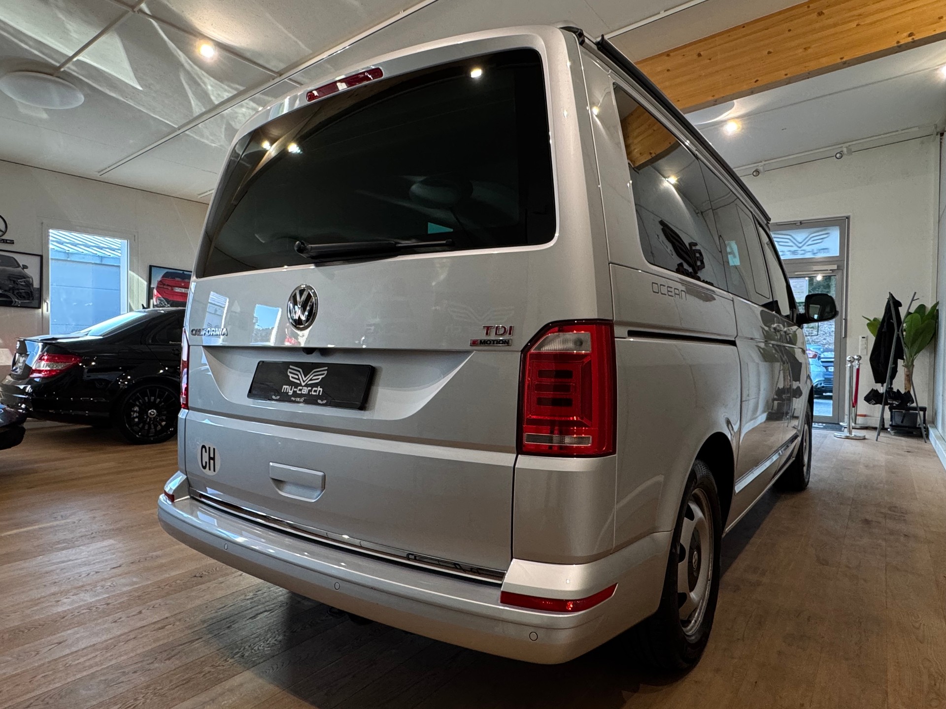 VW T6 California 2.0 Bi-TDI Ocean Liberty 4Motion DSG || DYNAUDIO || LED || ELEKTR. AUFSTELLDACH || 8FACH-image-14