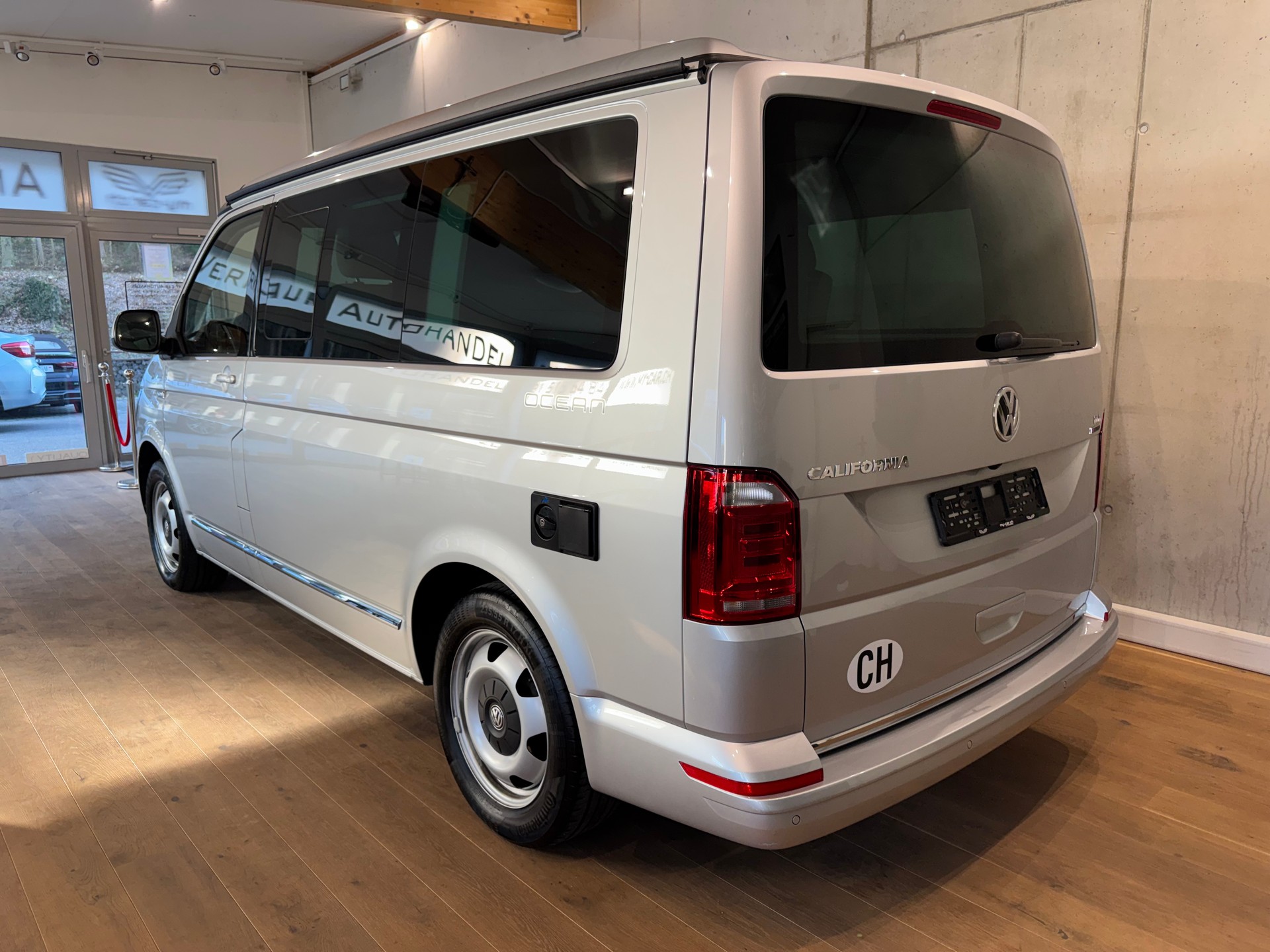 VW T6 California 2.0 Bi-TDI Ocean Liberty 4Motion DSG || DYNAUDIO || LED || ELEKTR. AUFSTELLDACH || 8FACH-image-10
