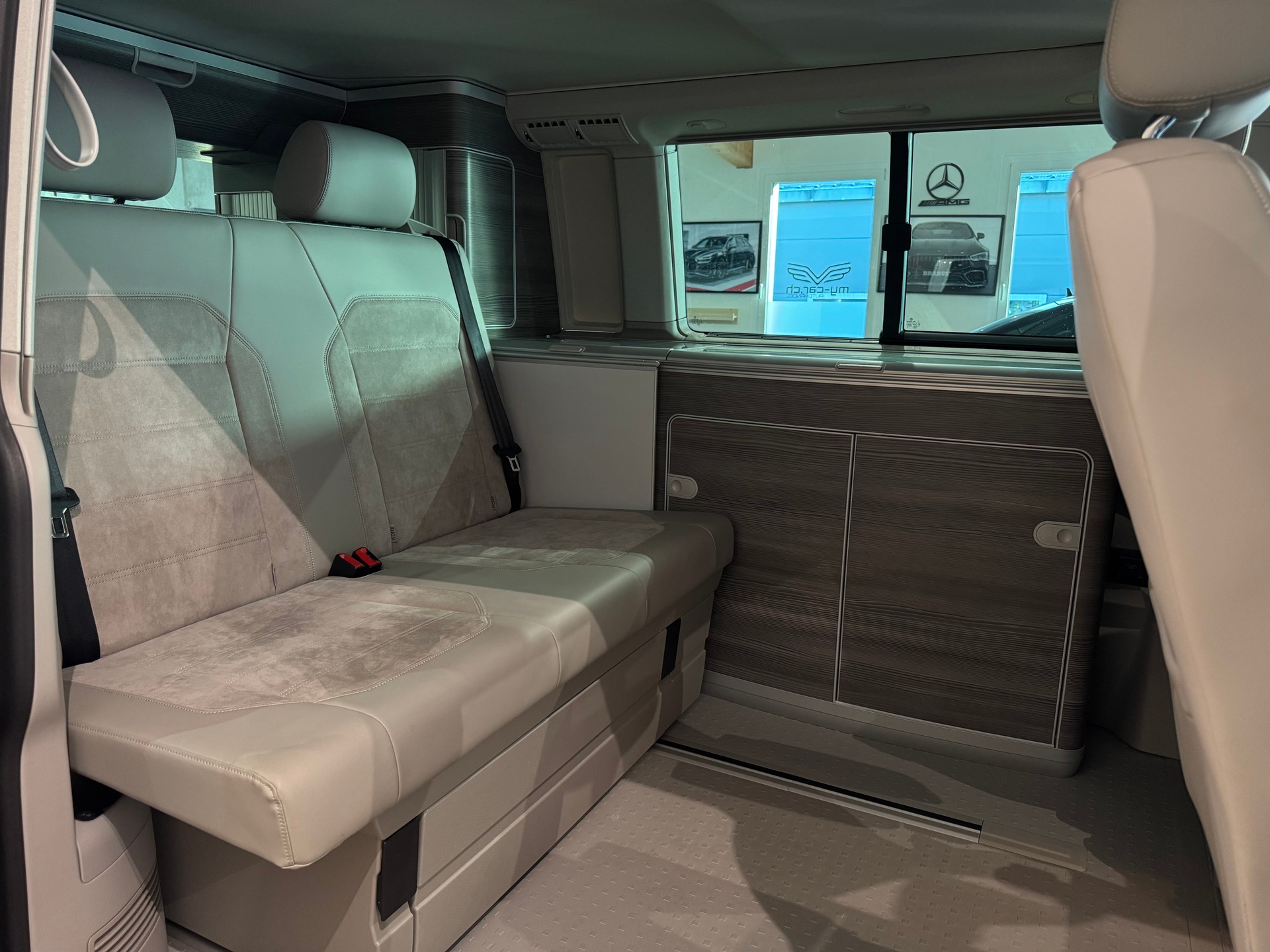 VW T6 California 2.0 Bi-TDI Ocean Liberty 4Motion DSG || DYNAUDIO || LED || ELEKTR. AUFSTELLDACH || 8FACH-image-28