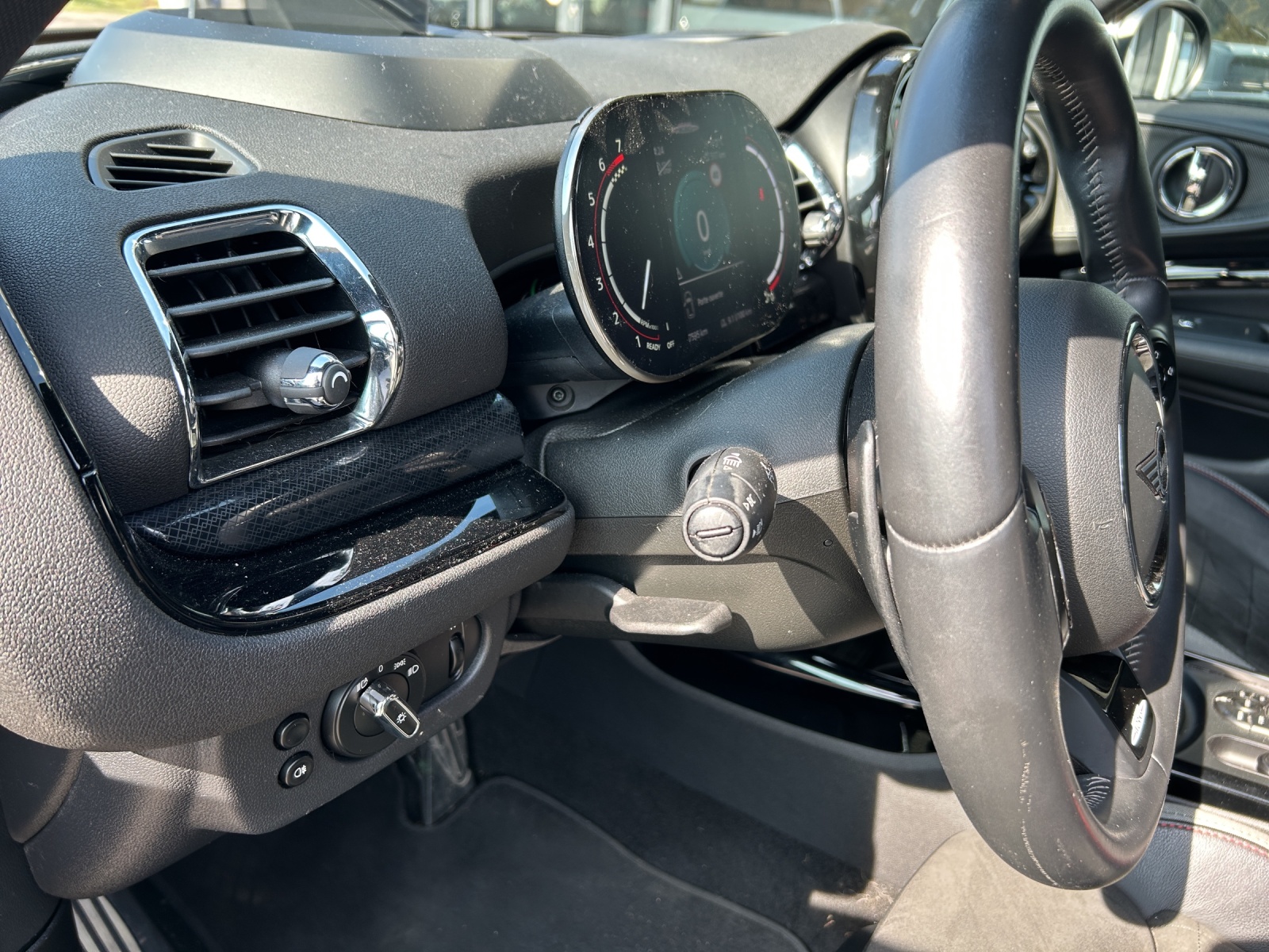 MINI Clubman Cooper John Cooper Works ALL4 Steptronic-image-18
