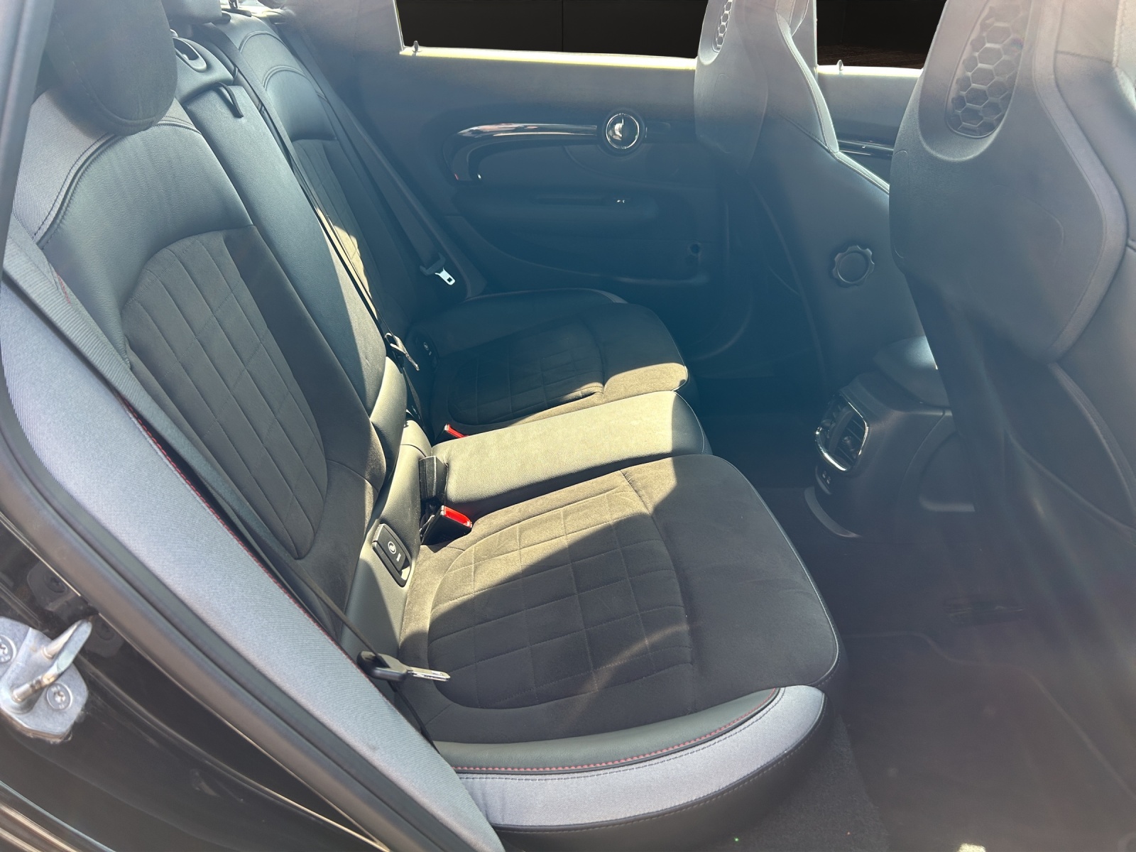 MINI Clubman Cooper John Cooper Works ALL4 Steptronic-image-15