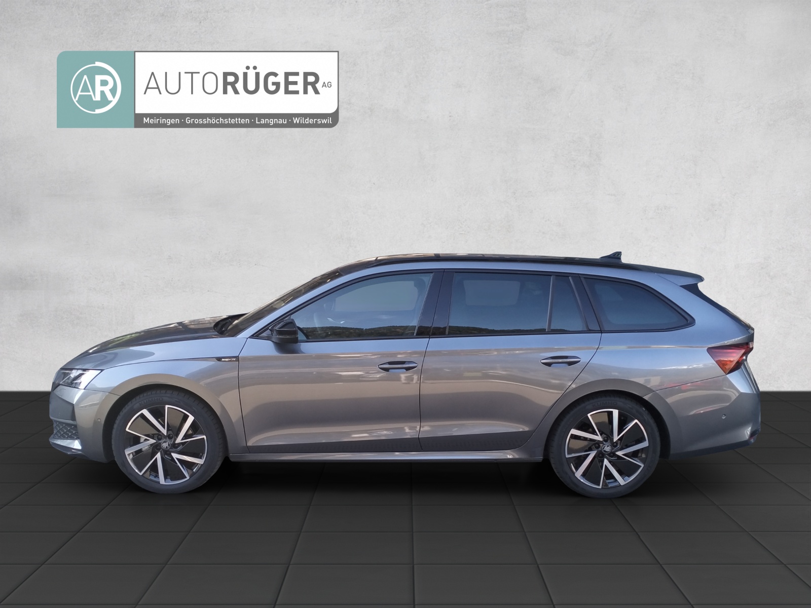 SKODA Octavia Combi 2.0 TSI DSG Dynamic 4x4-image-2