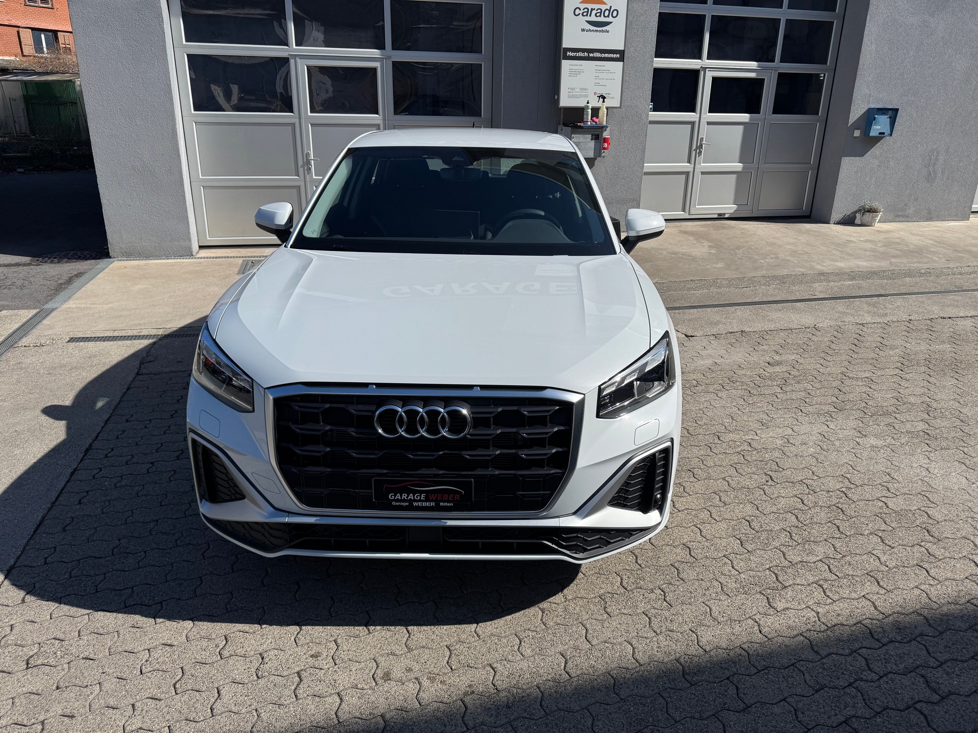 AUDI Q2 35 TFSI S line S-tronic-image-2