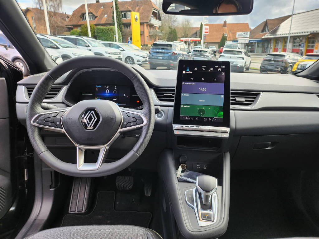 RENAULT Captur 1.6 E-Tech techno-image-9