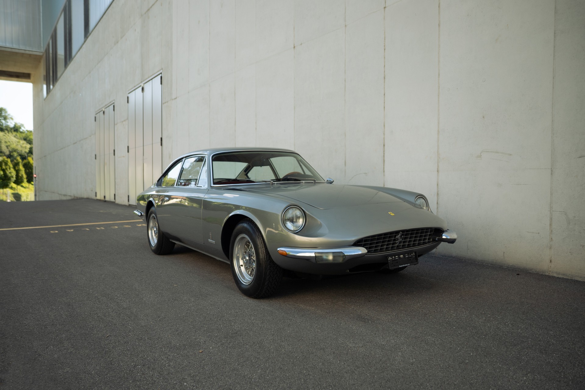 FERRARI 365 GT 2+2-image-6