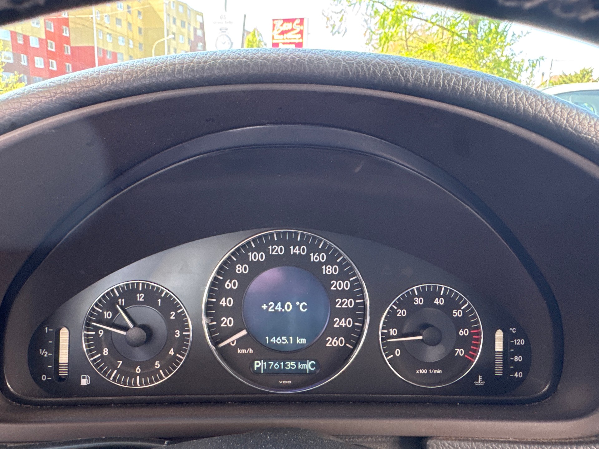 MERCEDES-BENZ CLK 240 Avantgarde-image-15
